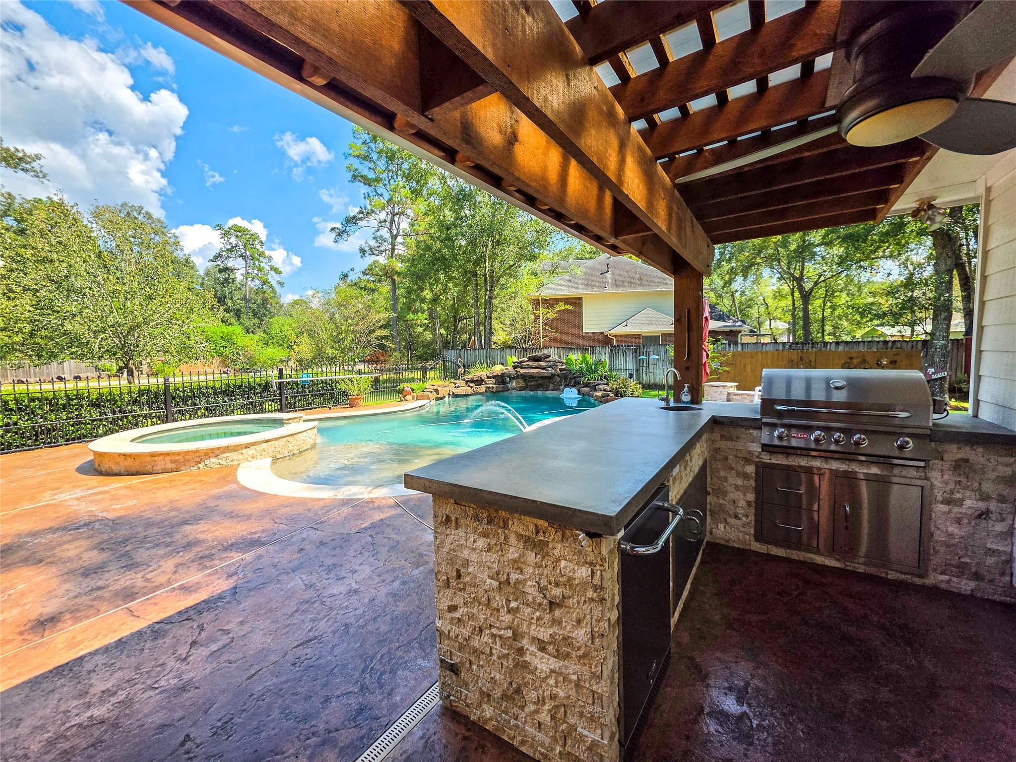 2506 Constantine St, New Caney, TX 77357 photo