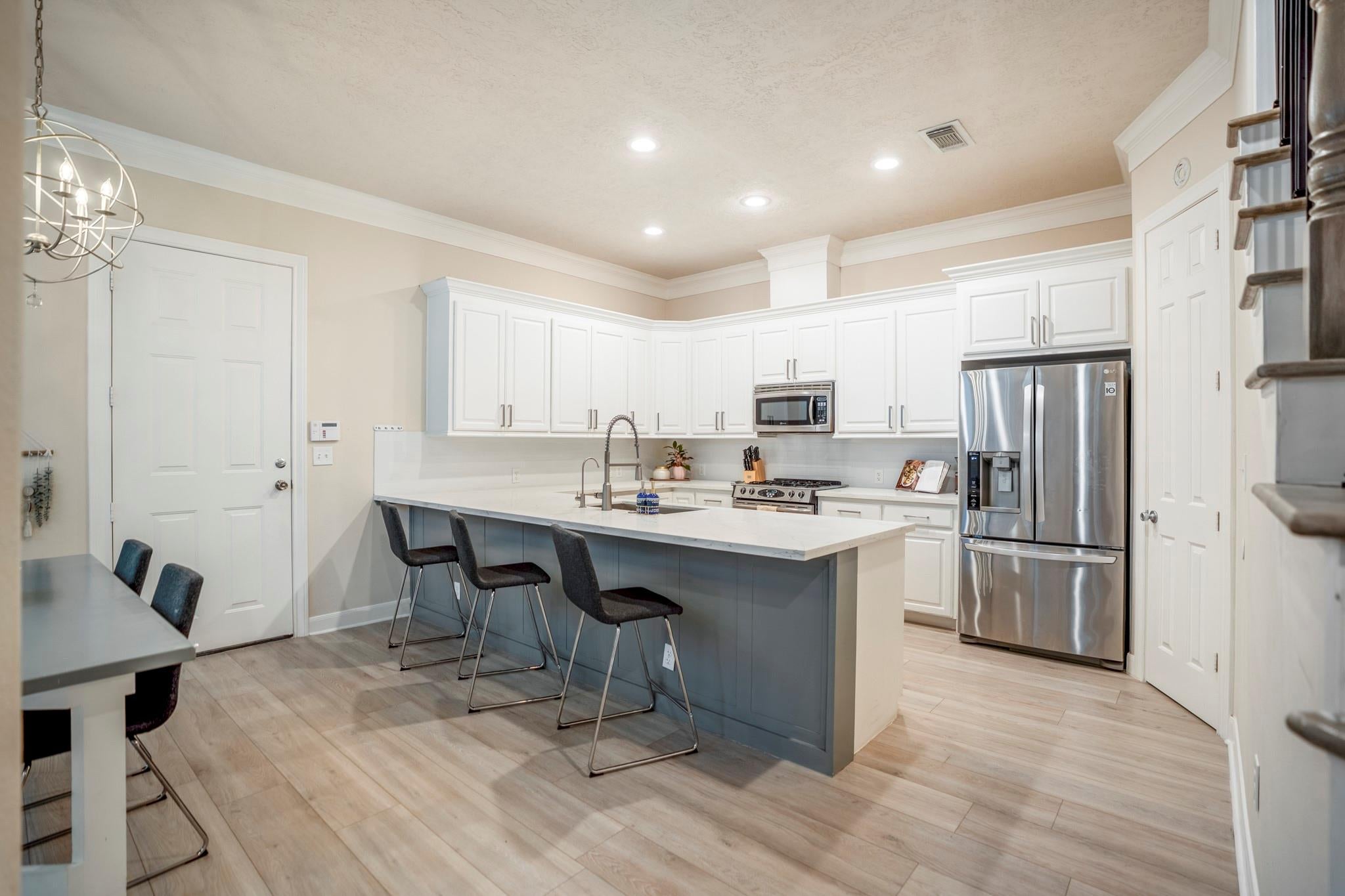 4236 Drake St, Houston, TX 77005 photo