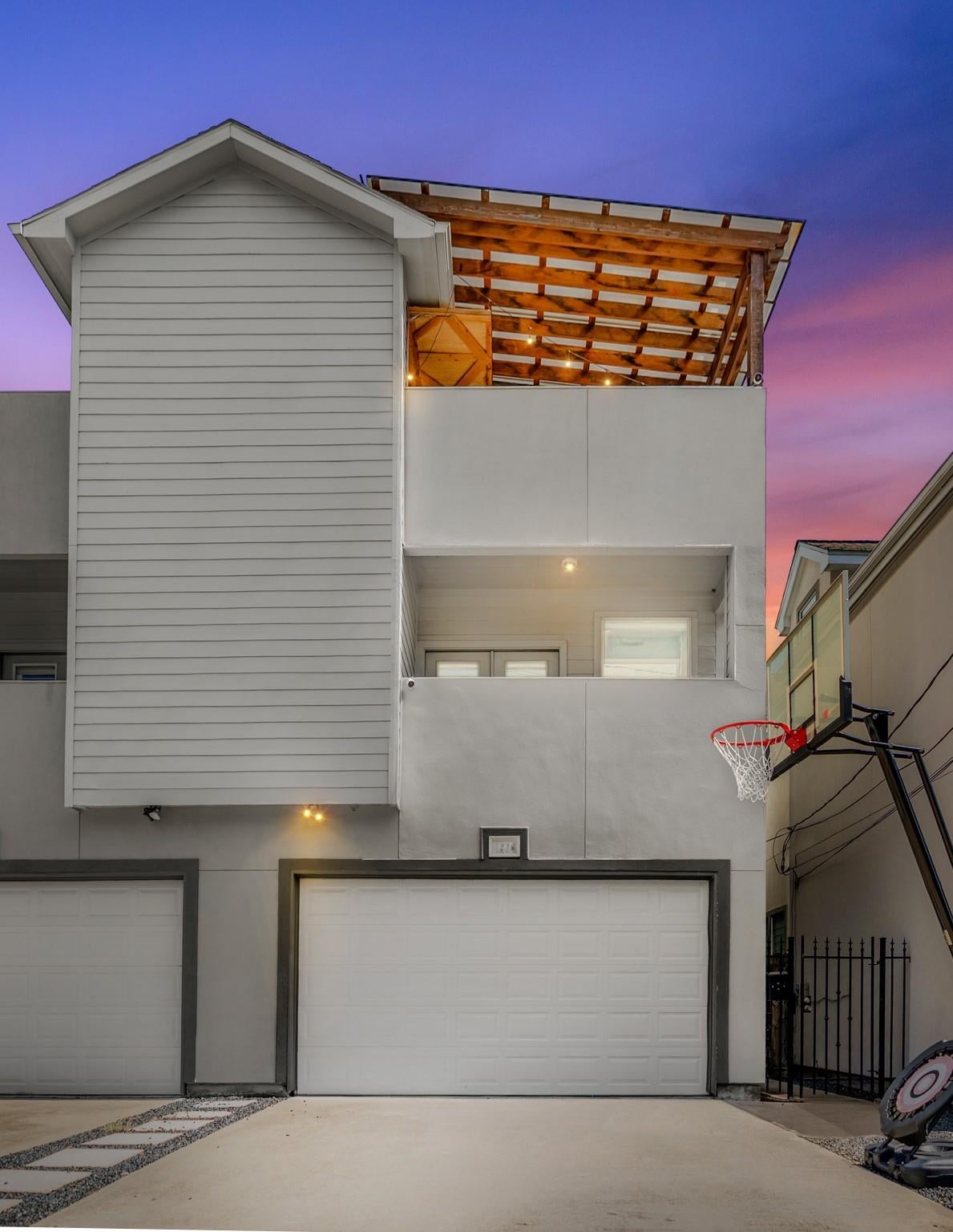 4236 Drake St, Houston, TX 77005