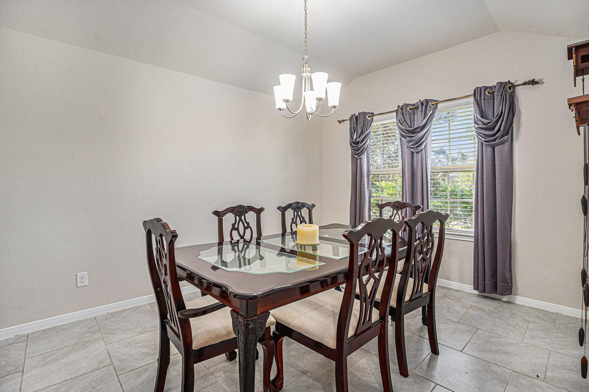 12610 Pirate Bend Dr, Texas City, TX 77539 photo