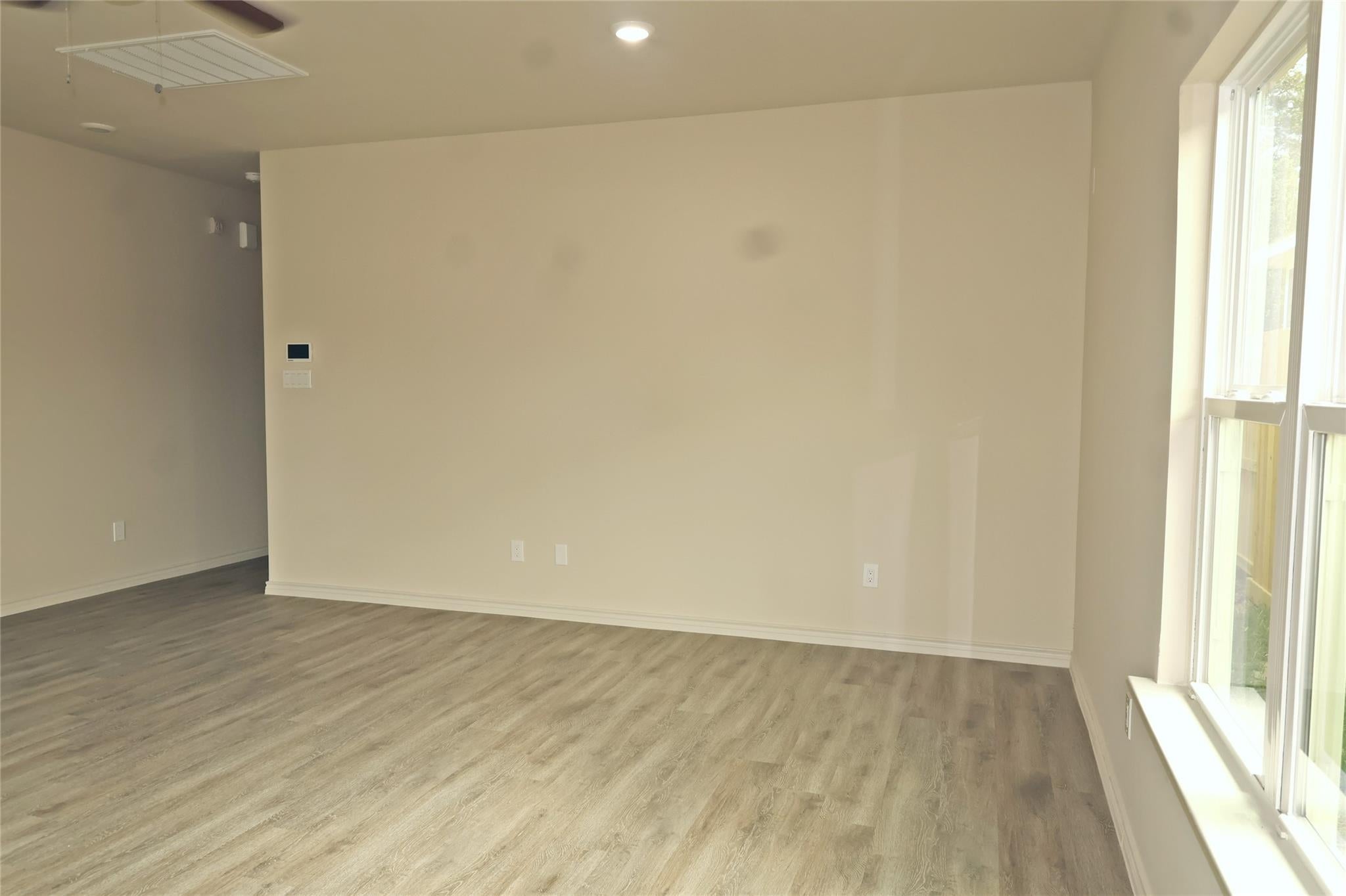 9906 Dipping Brook St, Houston, TX 77076 photo