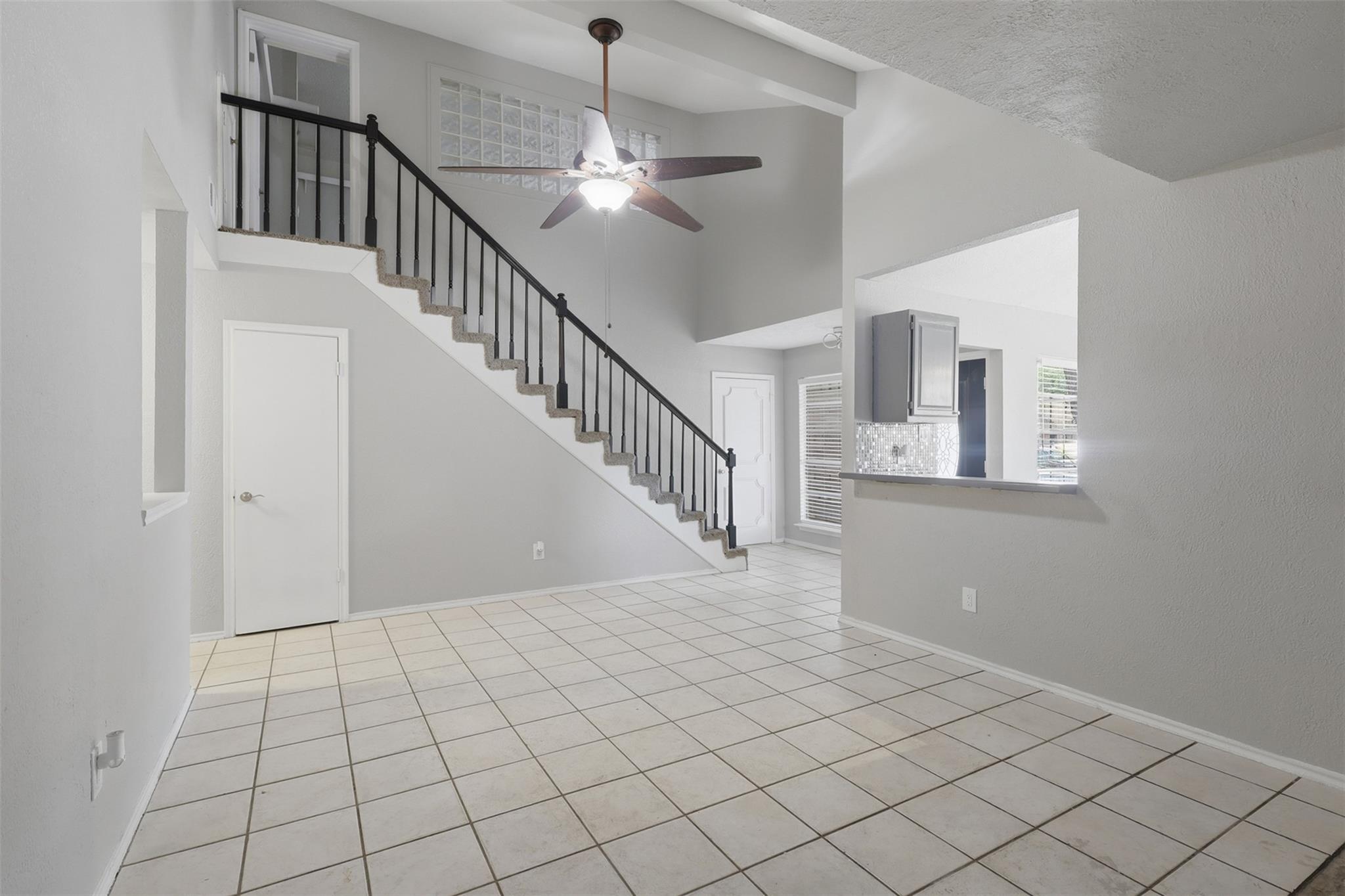 3831 Derbyhall Dr, Houston, TX 77066 photo