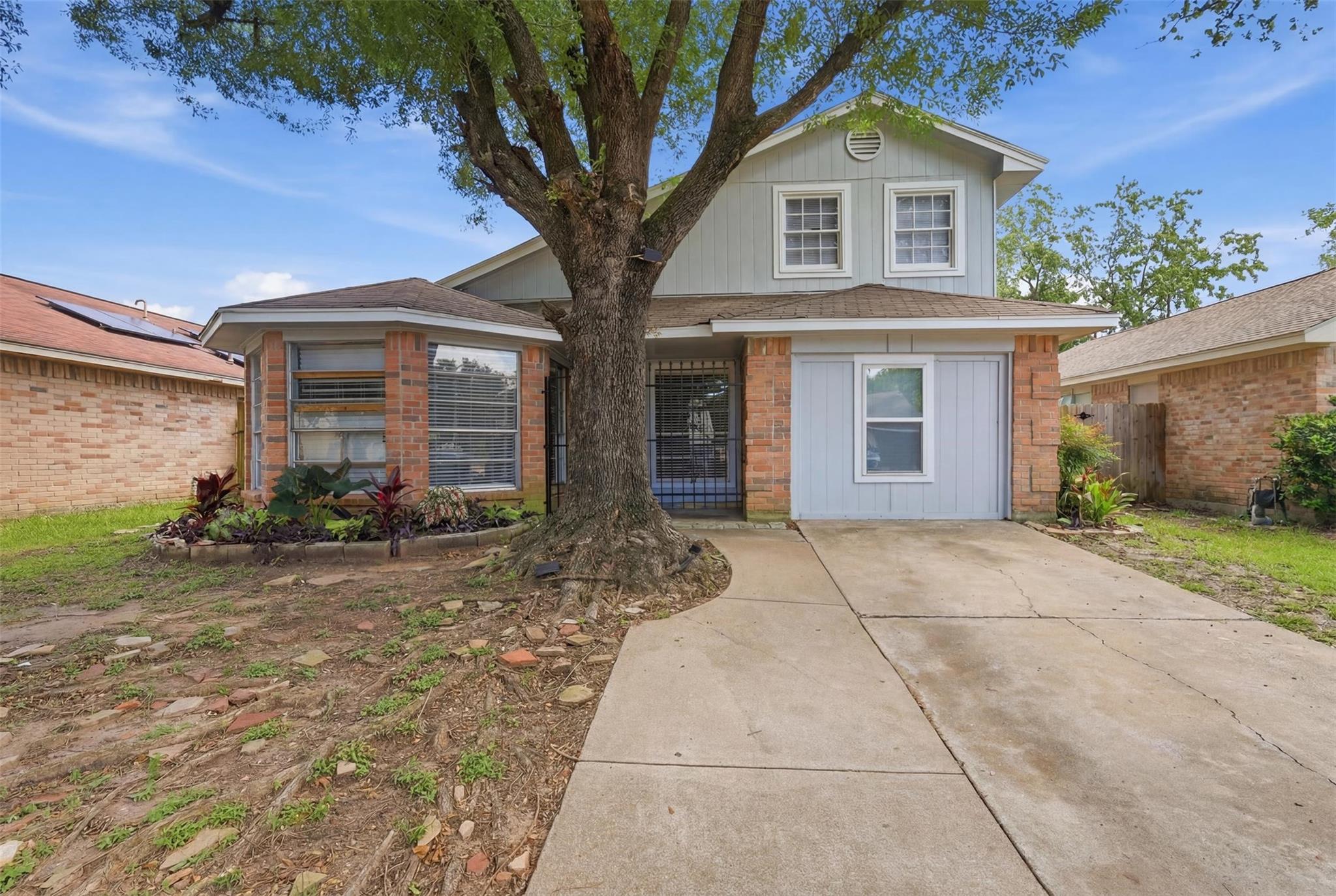 3831 Derbyhall Dr, Houston, TX 77066