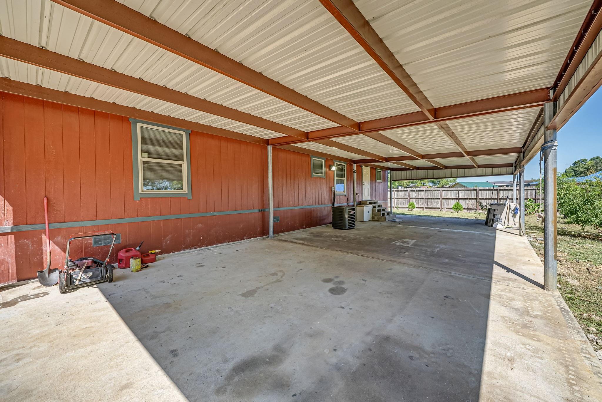 16357 Summit Oaks, Conroe, TX 77303 photo