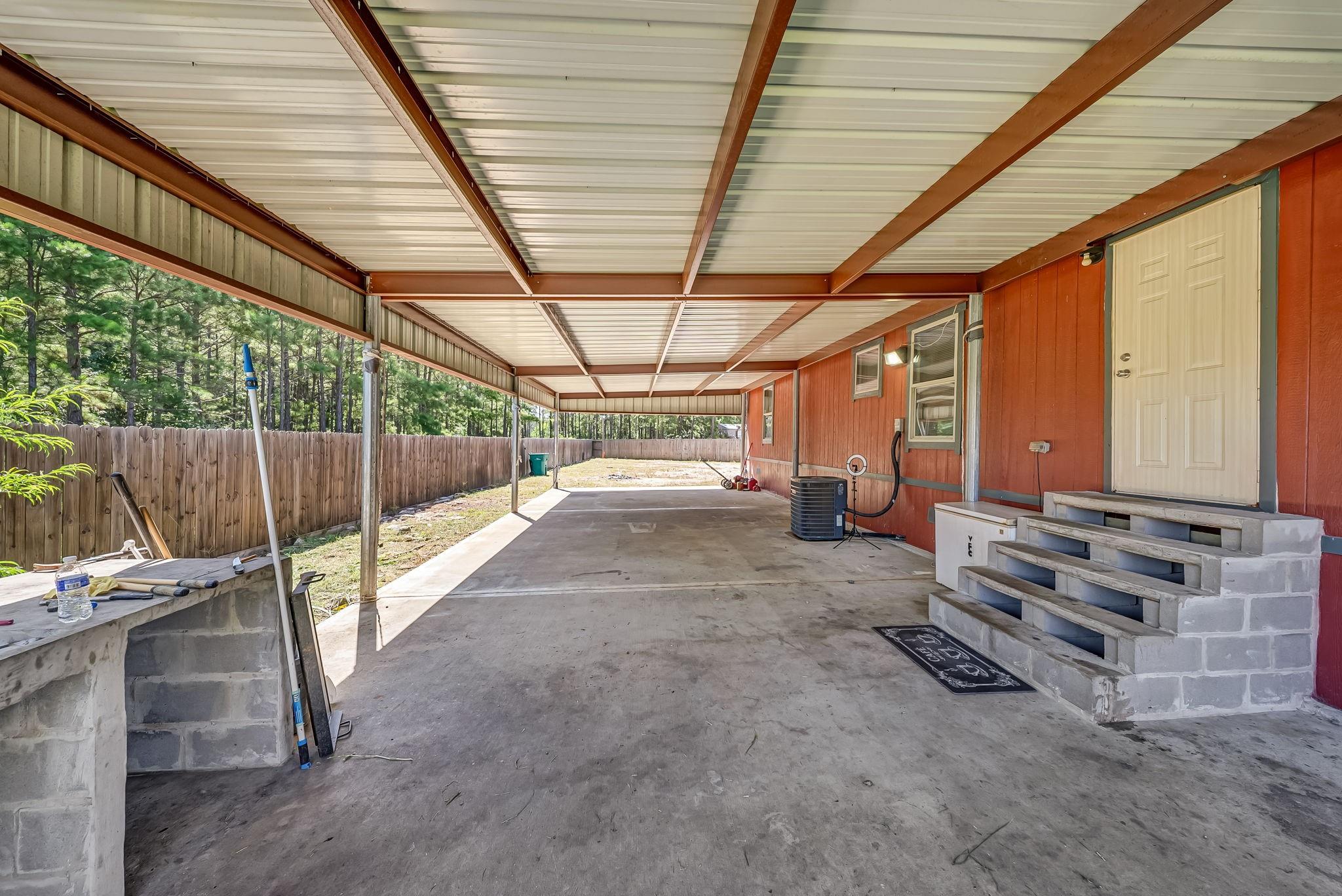 16357 Summit Oaks, Conroe, TX 77303 photo