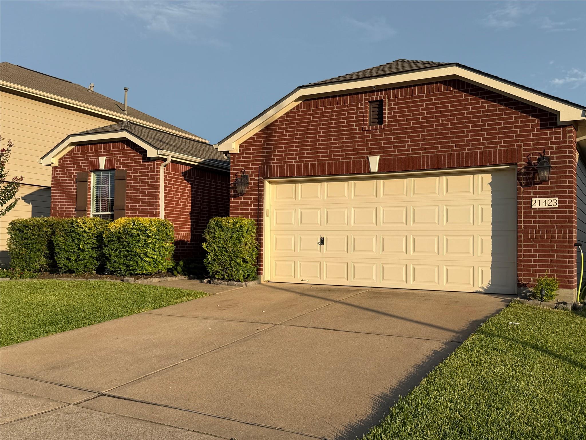 21423 Rioja Bluff Ln, Katy, TX 77449