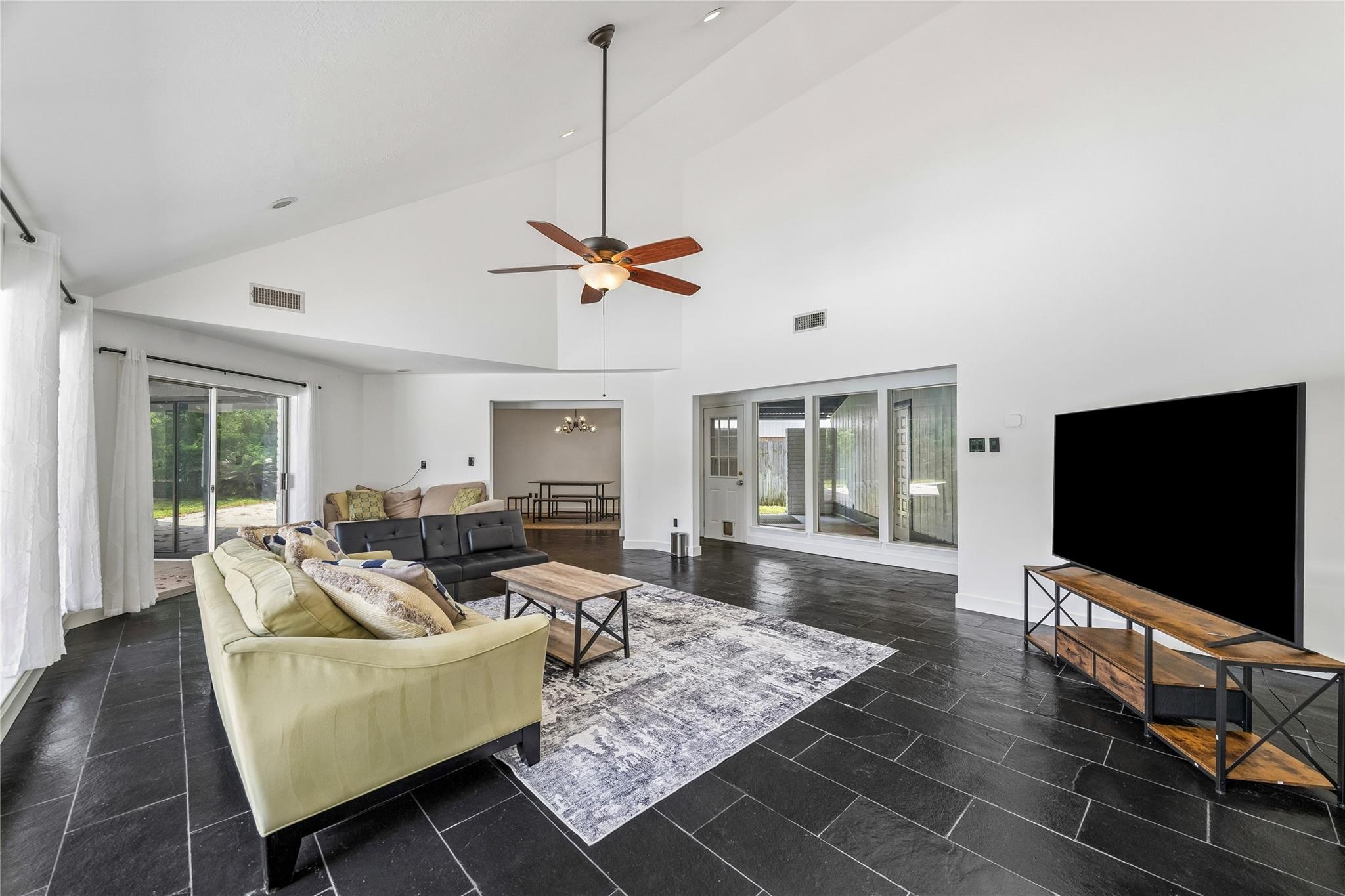 13214 Boca Raton Dr, Houston, TX 77069 photo