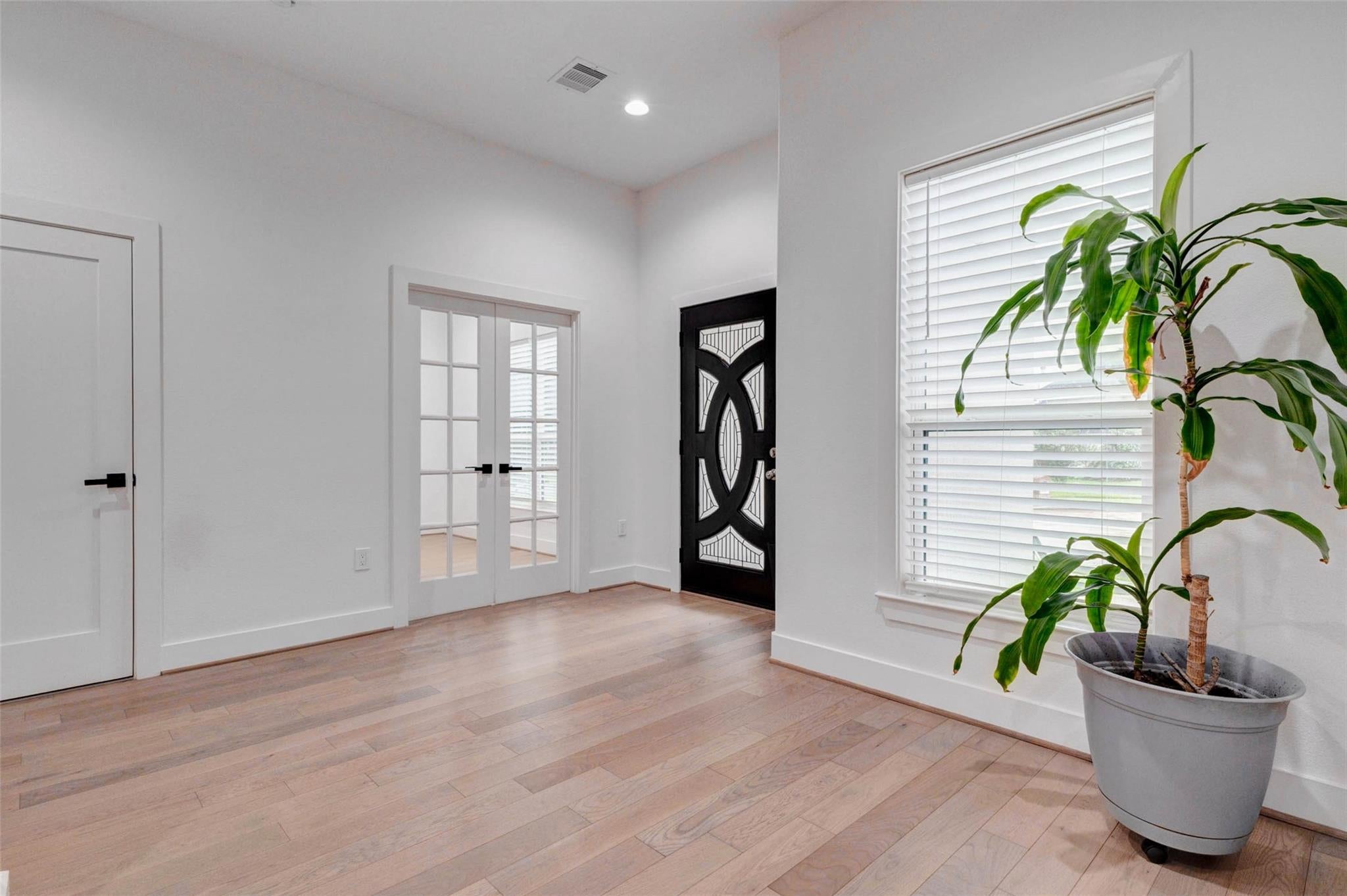 8617 Kari Ct, Jersey Village, TX 77040 photo