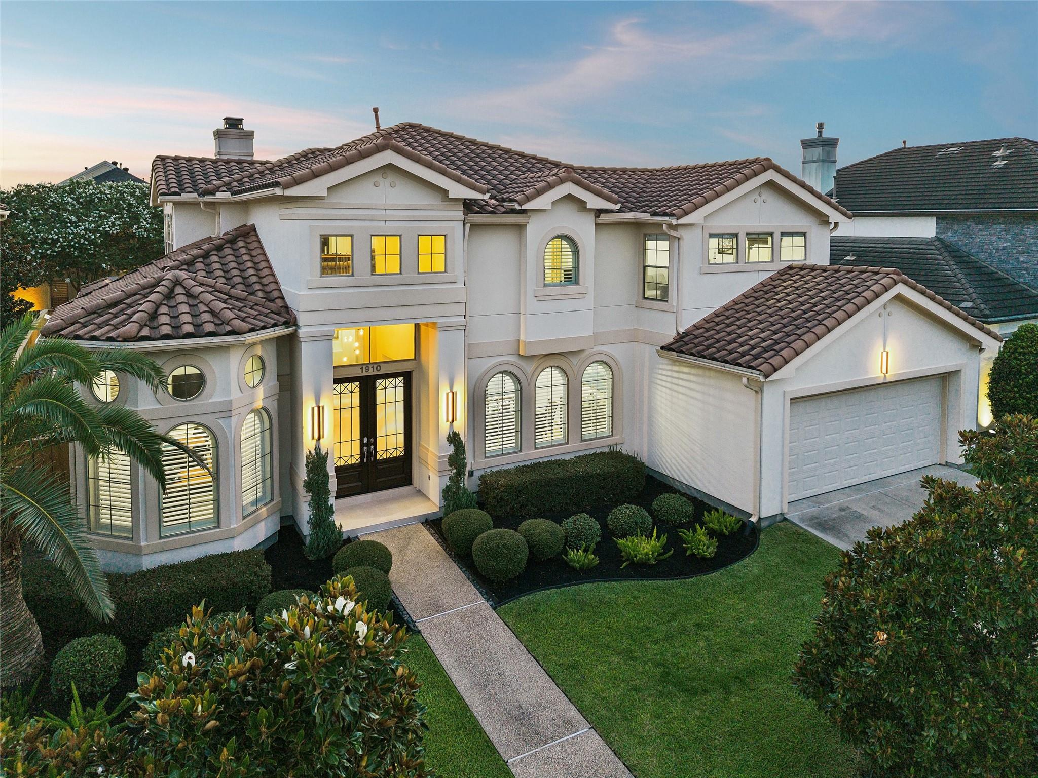 1910 Mystic Arbor Ln, Houston, TX 77077