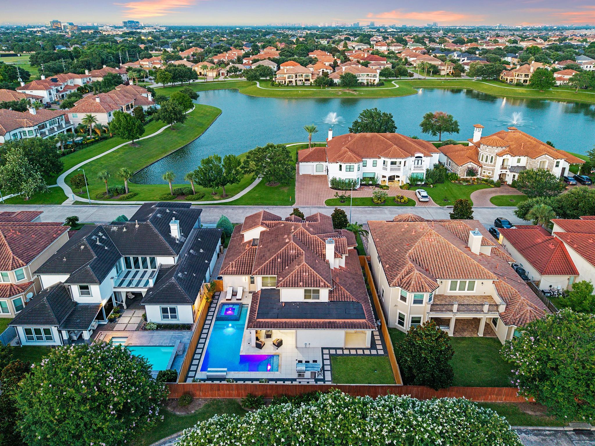 1910 Mystic Arbor Ln, Houston, TX 77077 photo
