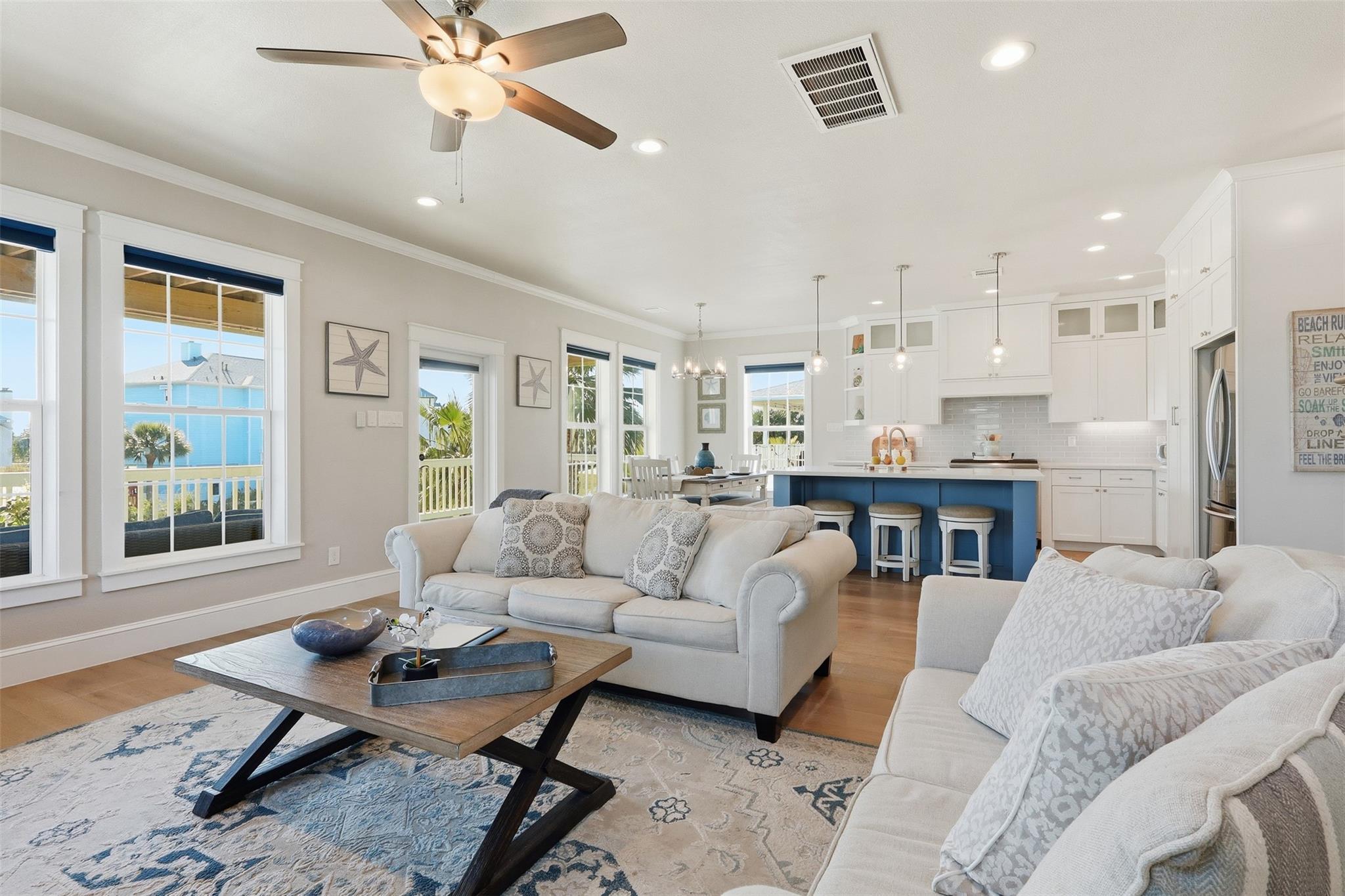 4027 Silver Reef Ct, Galveston, TX 77554 photo