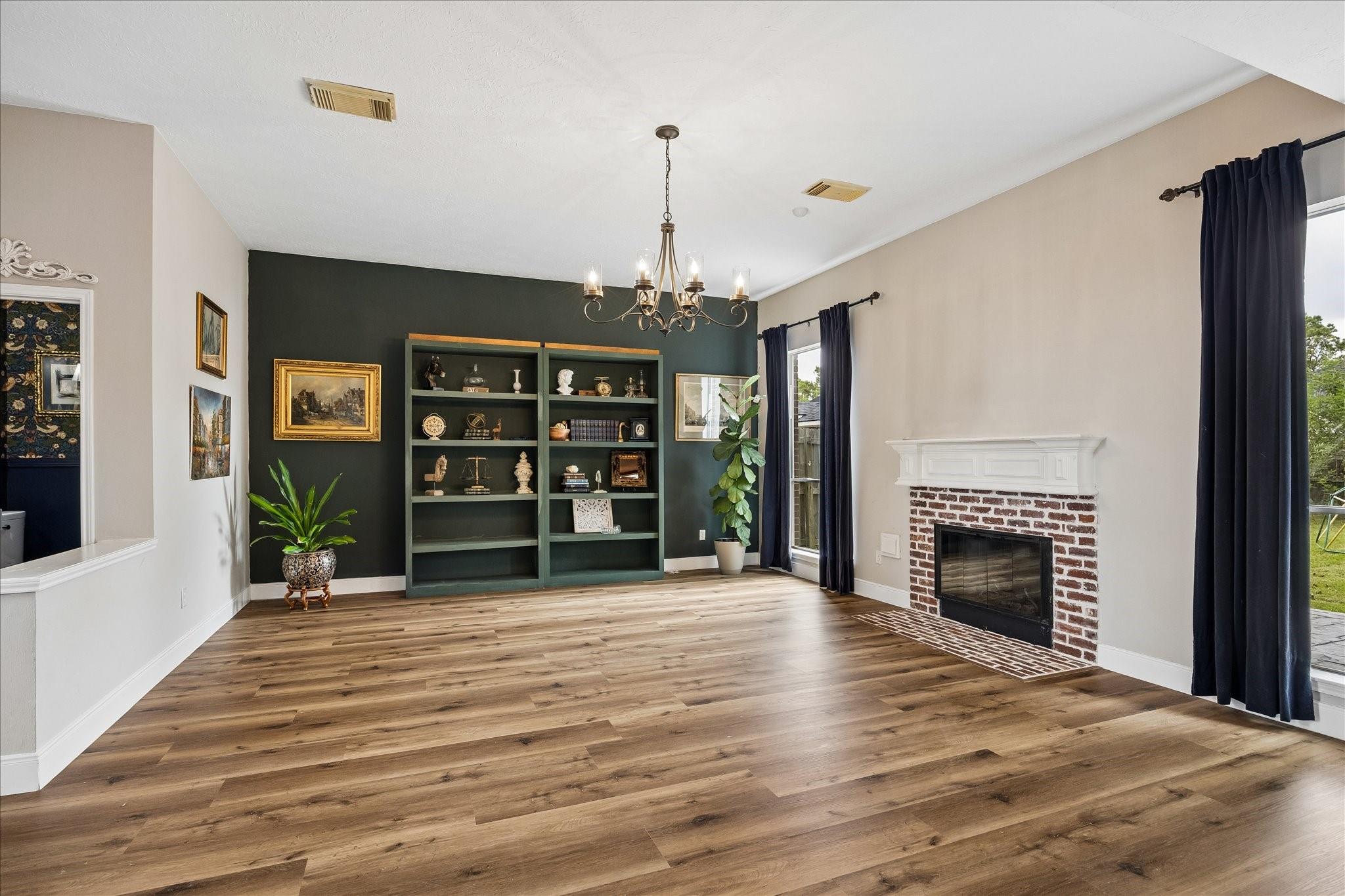 3607 Pine Chase Dr, Pearland, TX 77581 photo