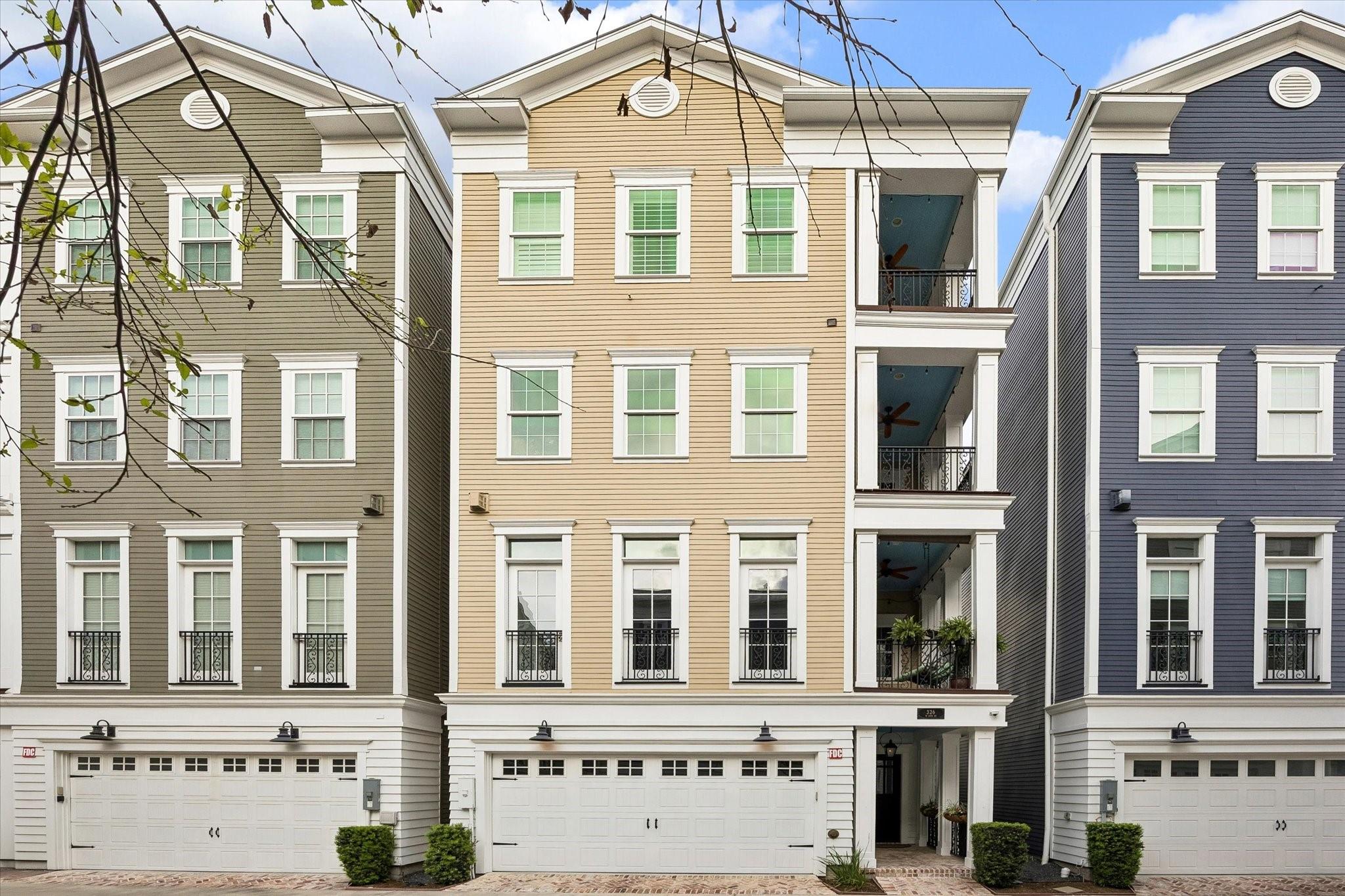 326 18 St, Houston, TX 77008