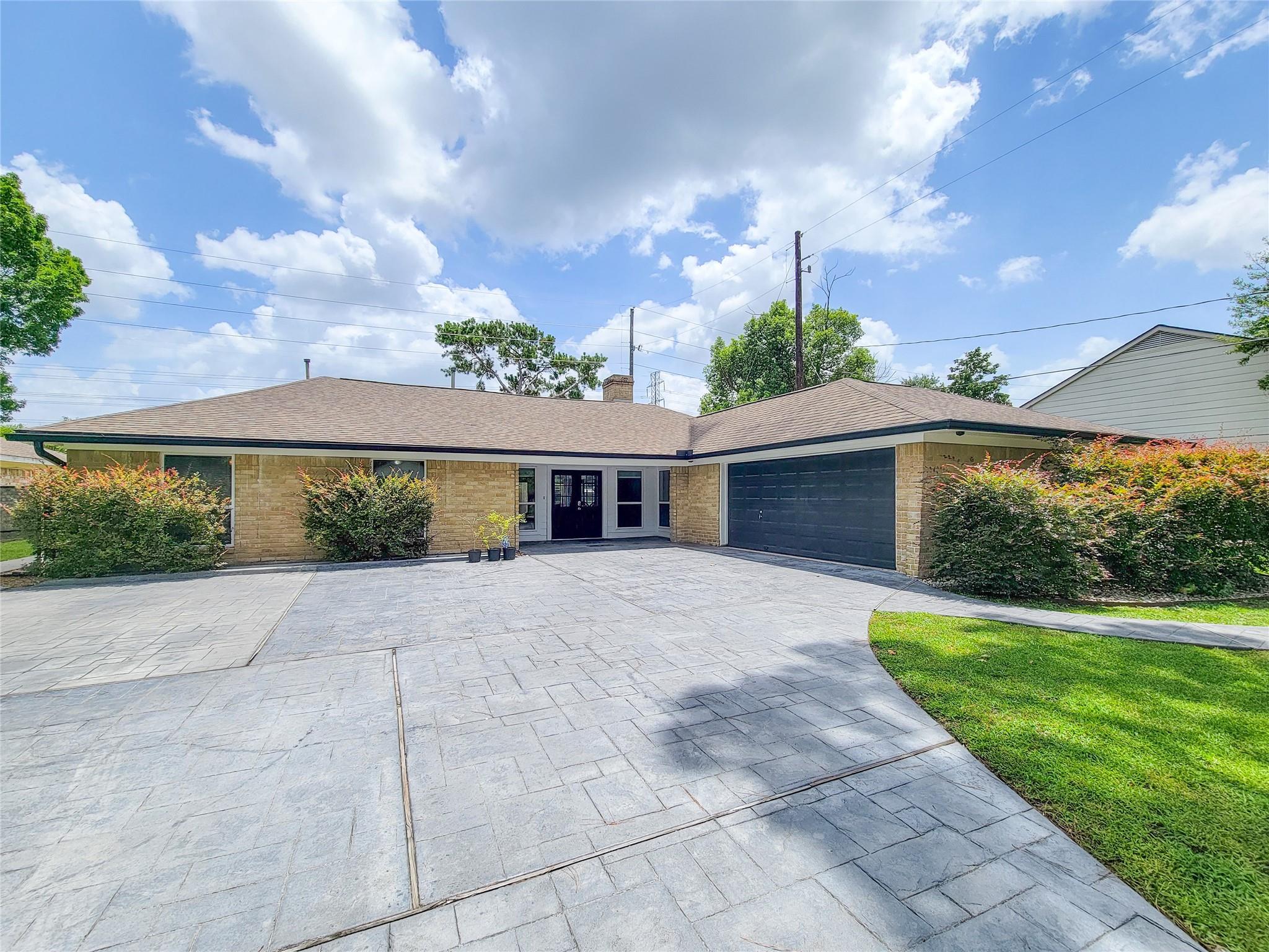 12326 Gaylawood Dr, Houston, TX 77066 photo