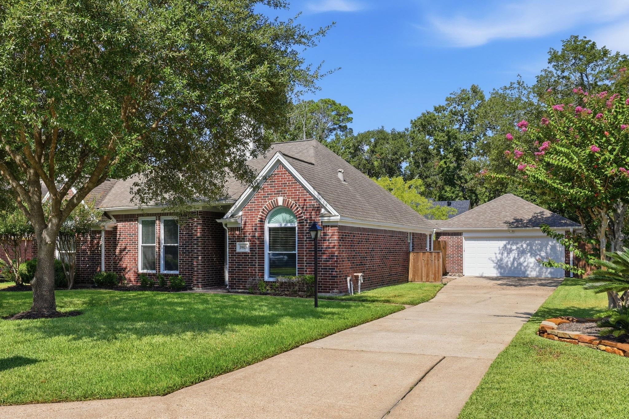 25123 Burgh Castle Dr, Spring, TX 77389 photo