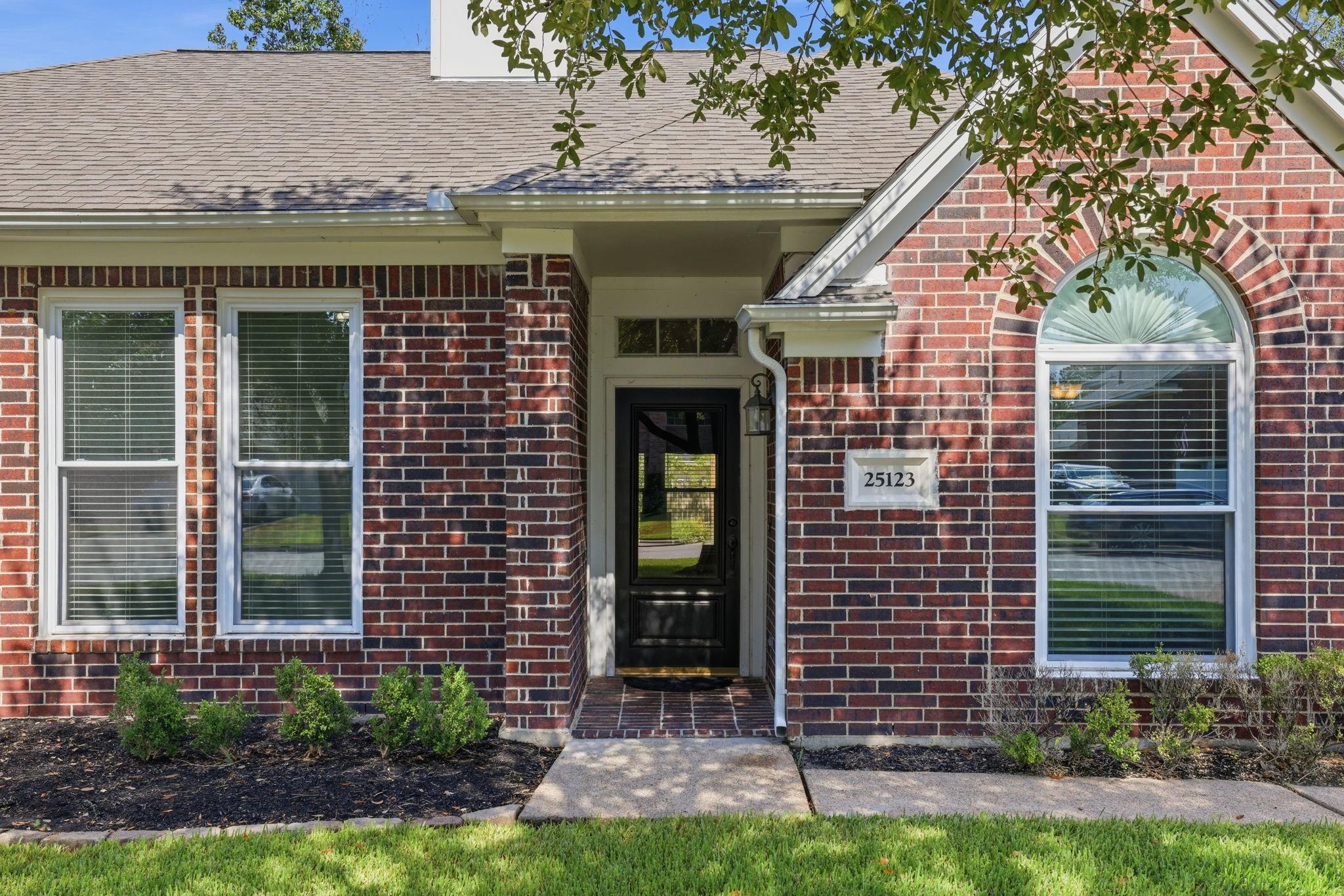 25123 Burgh Castle Dr, Spring, TX 77389 photo