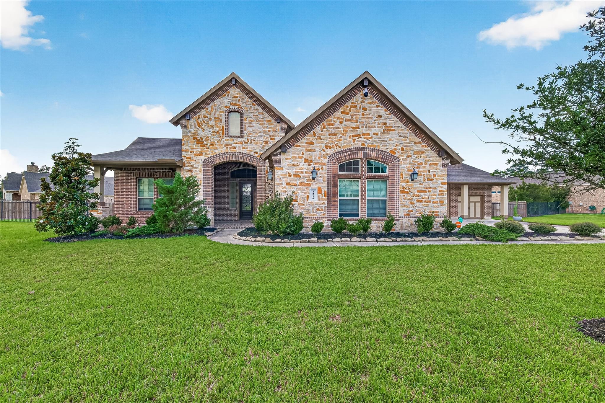 14010 S Evergreen Ridge Ct, Conroe, TX 77384 photo