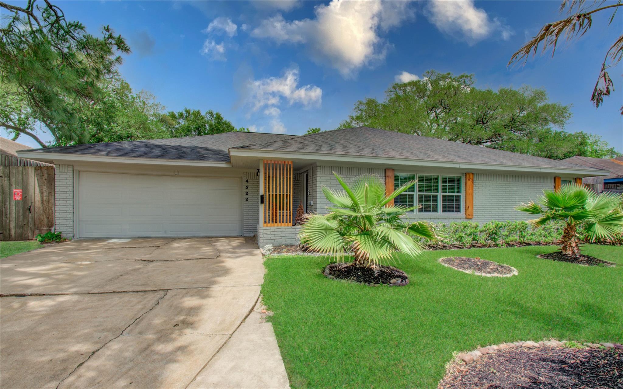 4522 Willowbend Blvd, Houston, TX 77035