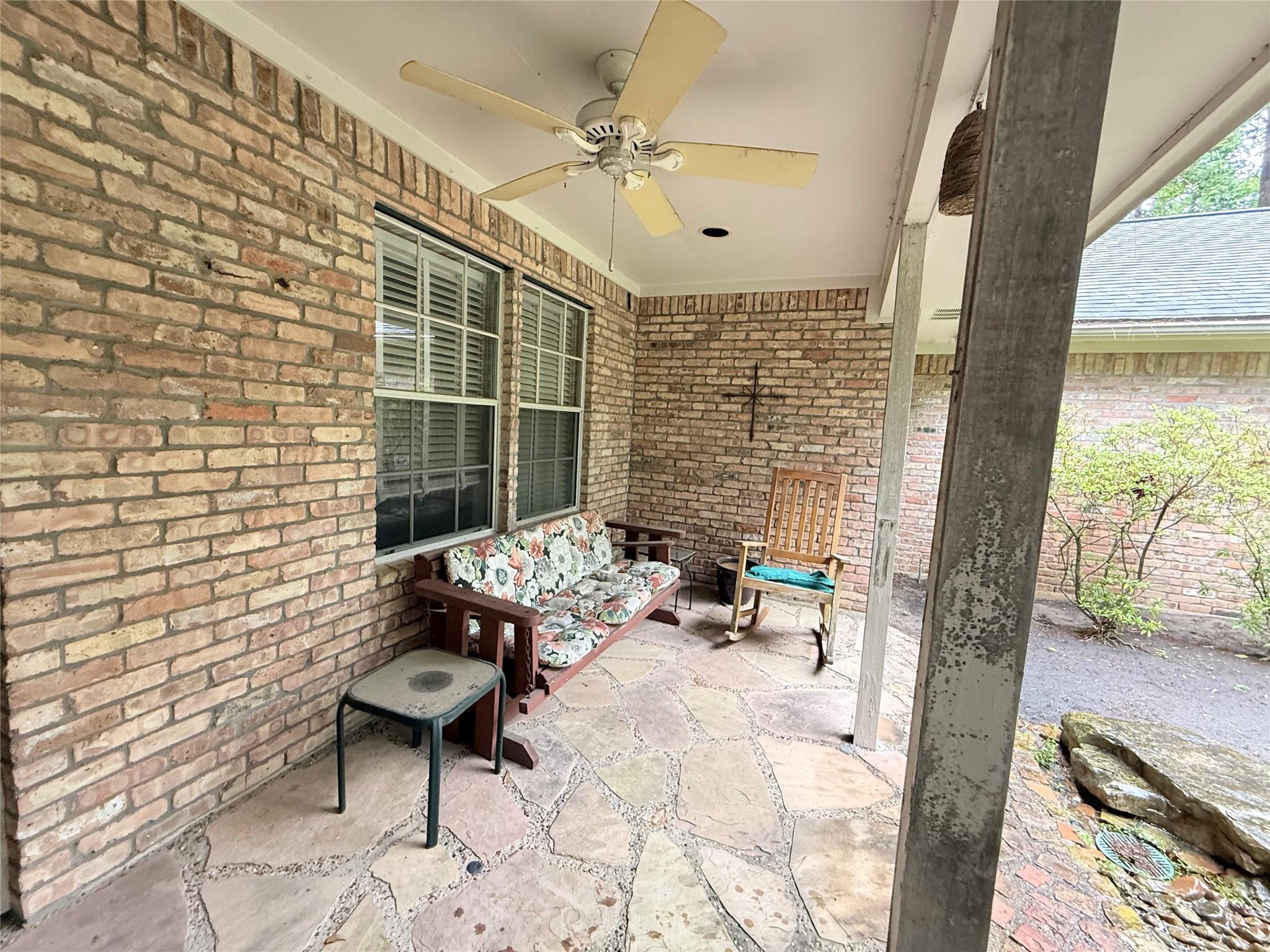 1600 Carriage Run, Conroe, TX 77384 photo