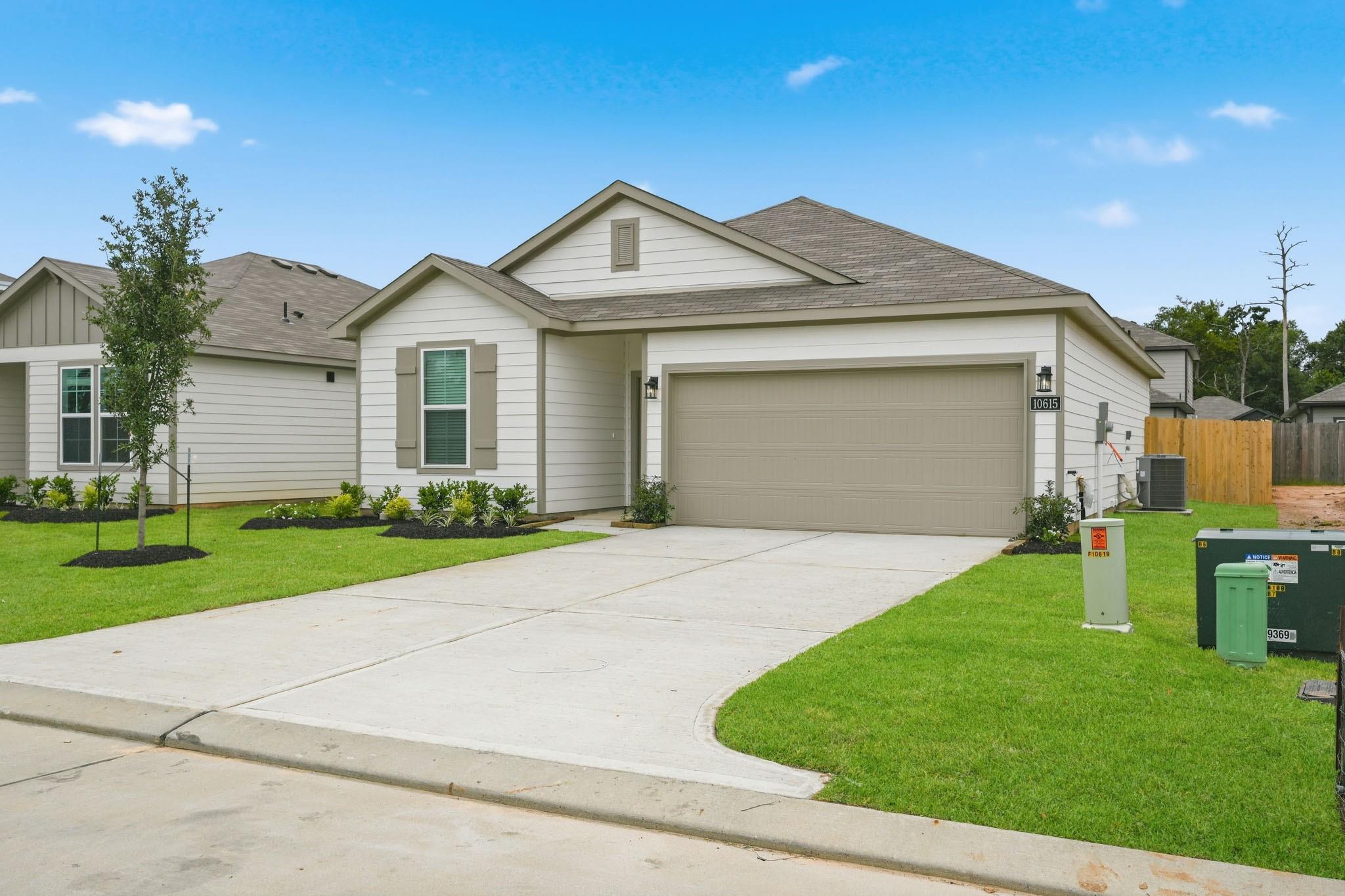 10615 Crockett Meadows Blvd, Conroe, TX 77306 photo