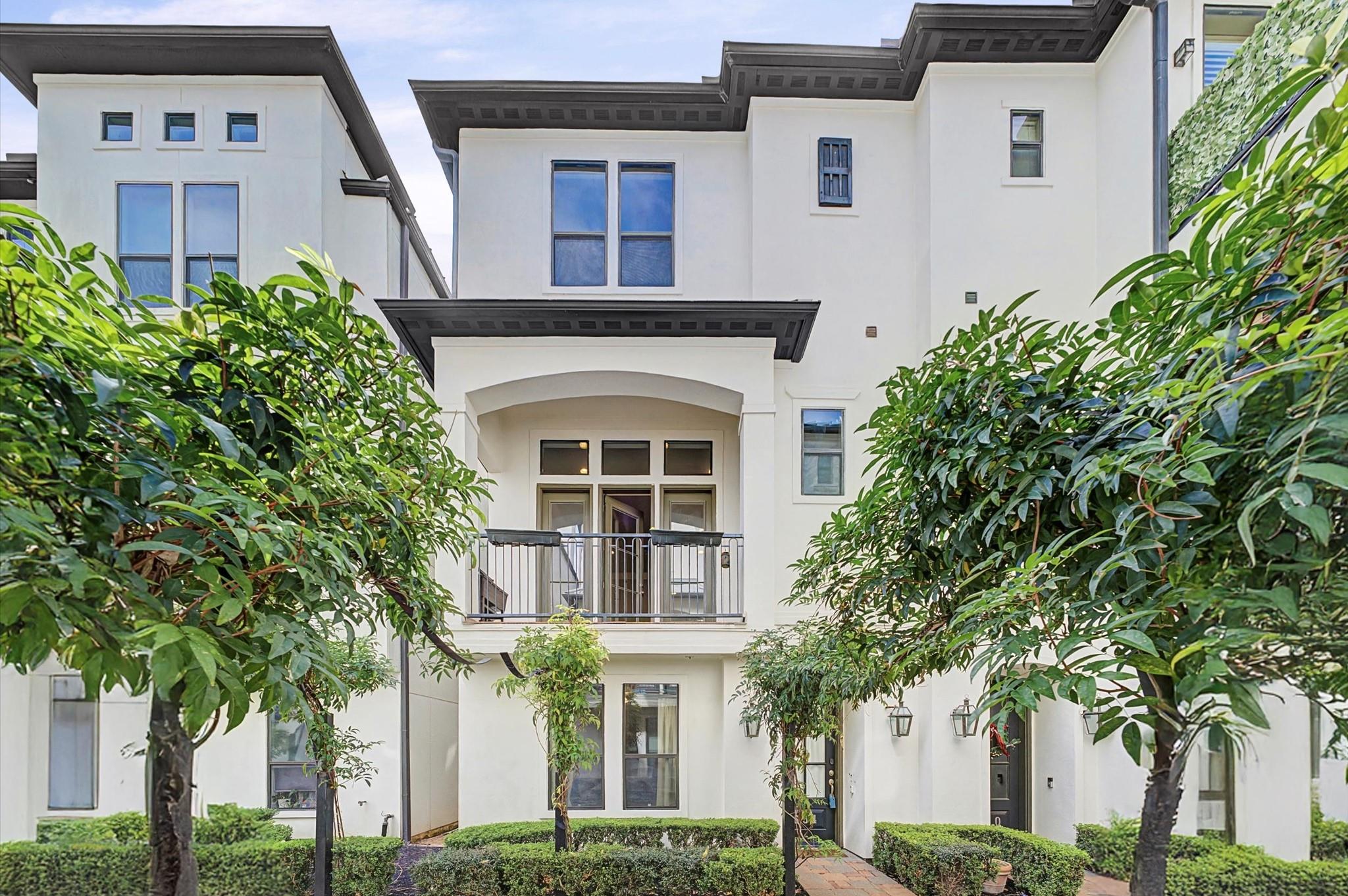 634 Nagle St, Houston, TX 77003