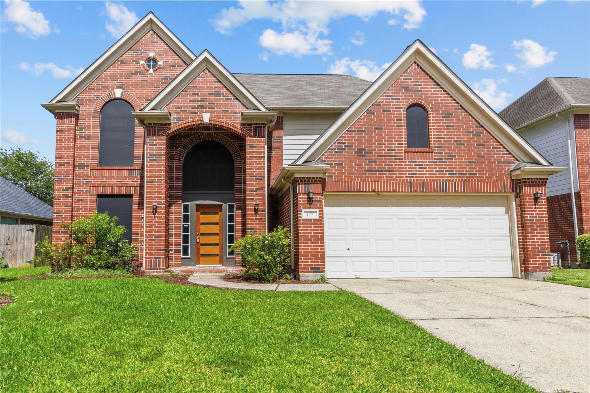127 Saint Finans Way, Houston, TX 77015