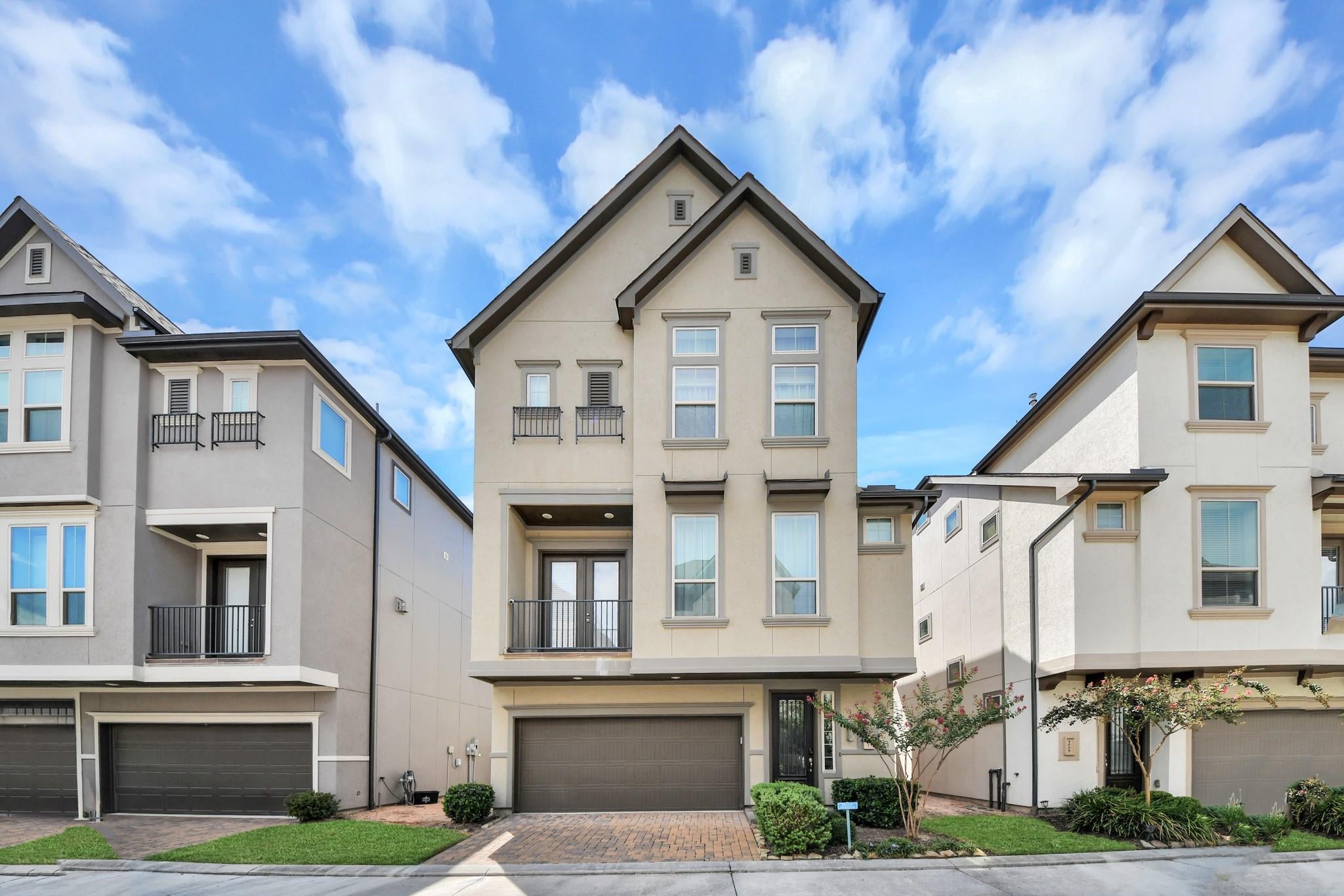 4007 Center Meadow Way, Houston, TX 77043 photo