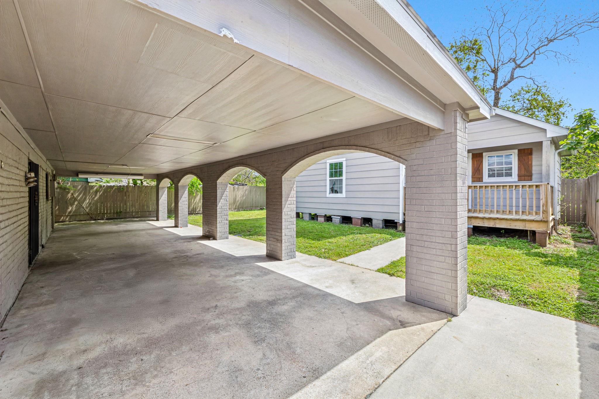 4422 Sandydale Ln, Houston, TX 77039 photo