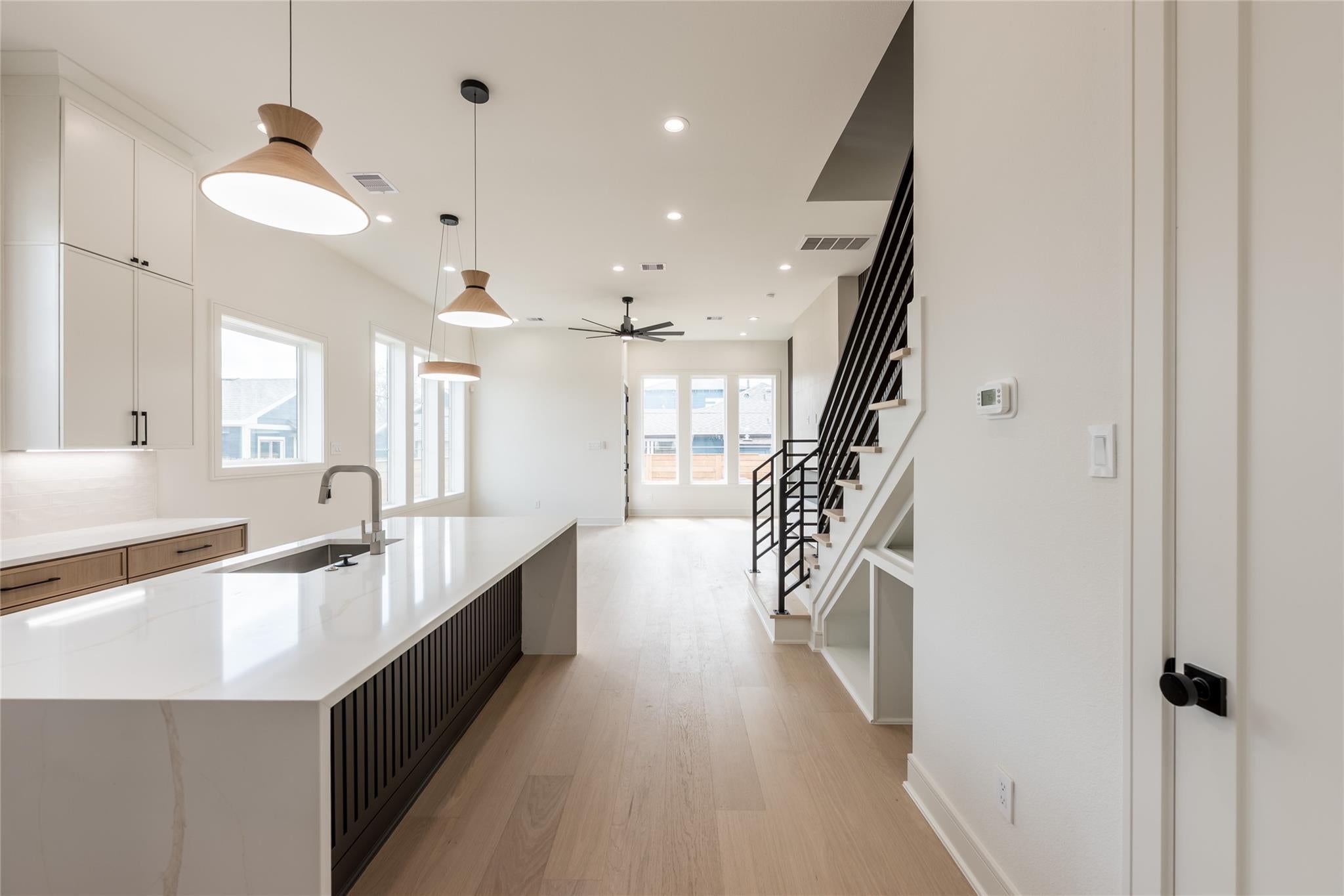 1122 E 27 St, Houston, TX 77009 photo