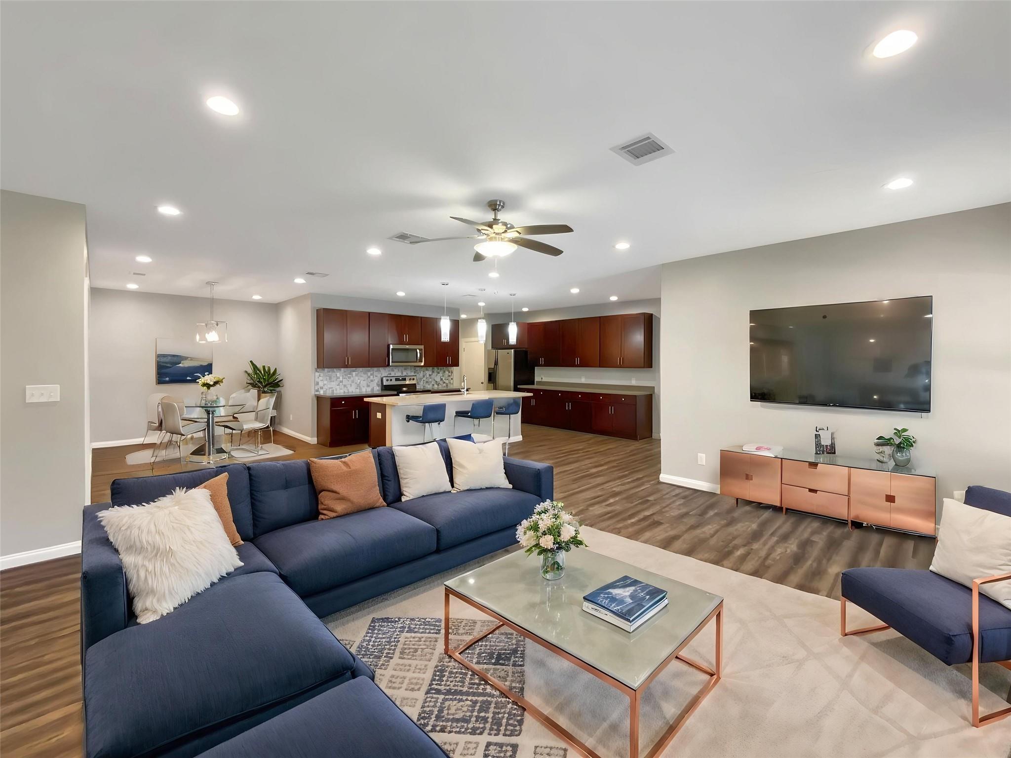 5005 Delano St, Houston, TX 77004 photo