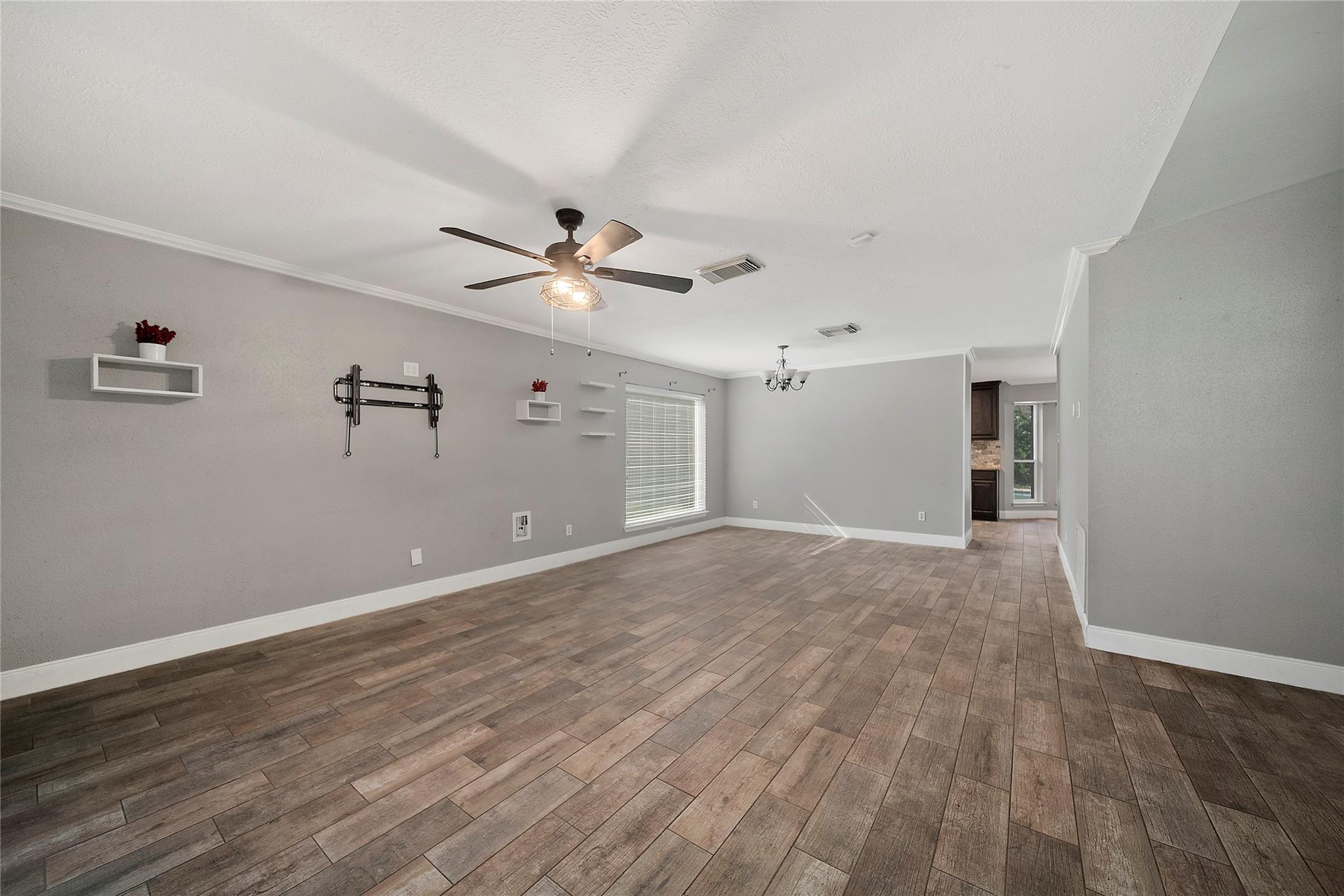 1801 Palo Duro St, Friendswood, TX 77546 photo