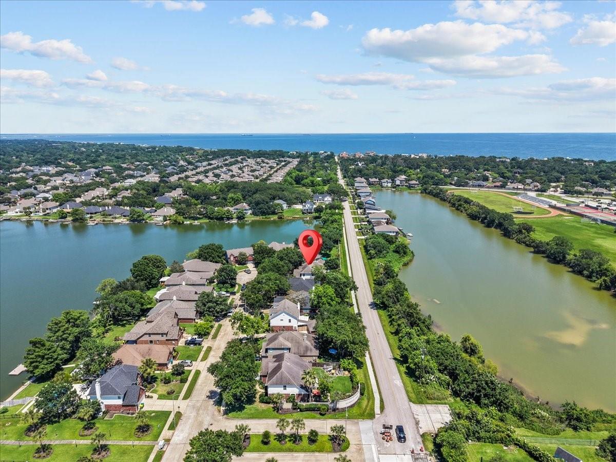 1409 Mija Ln, Seabrook, TX 77586