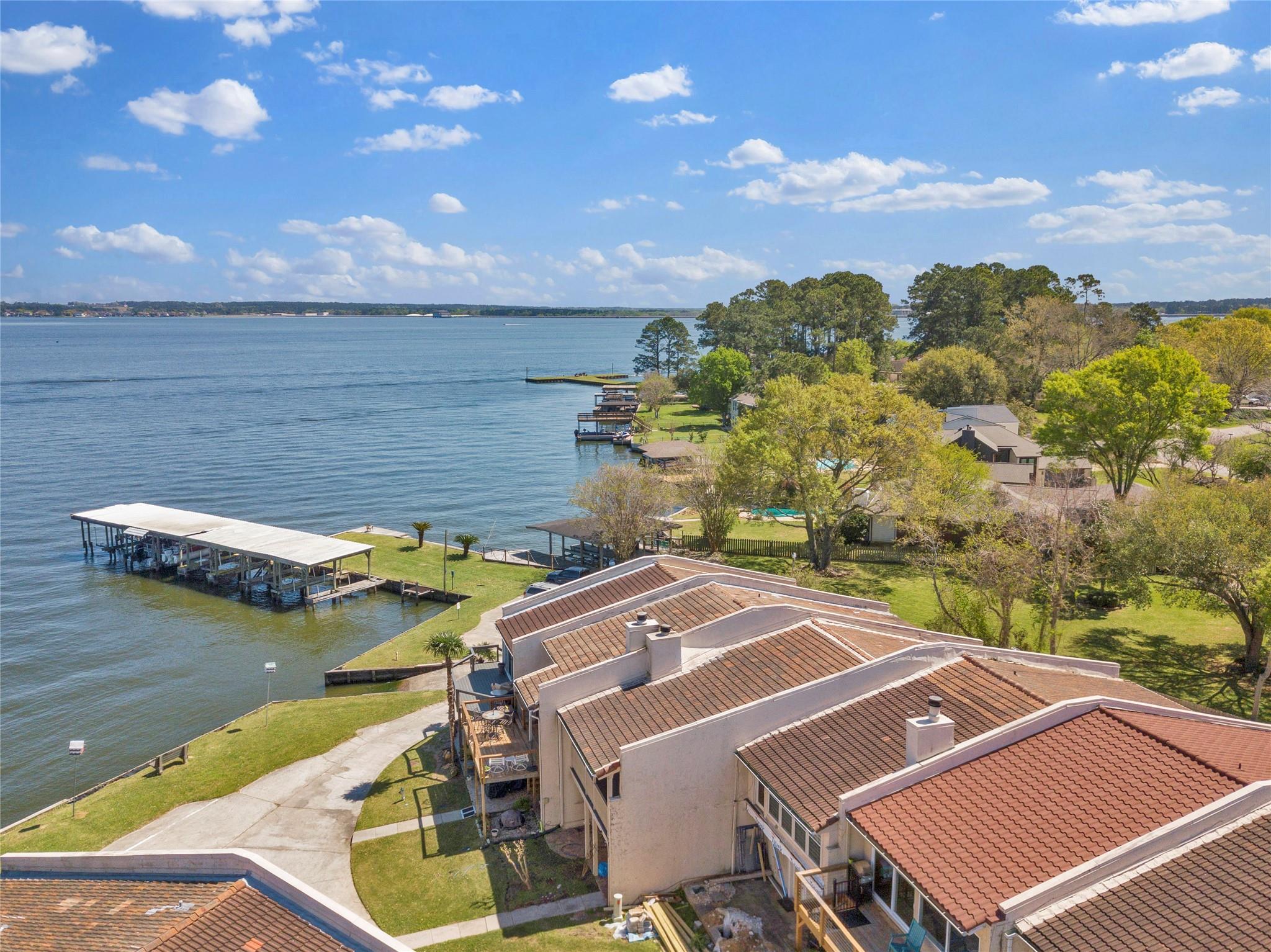 35 Regency Pt, Montgomery, TX 77356