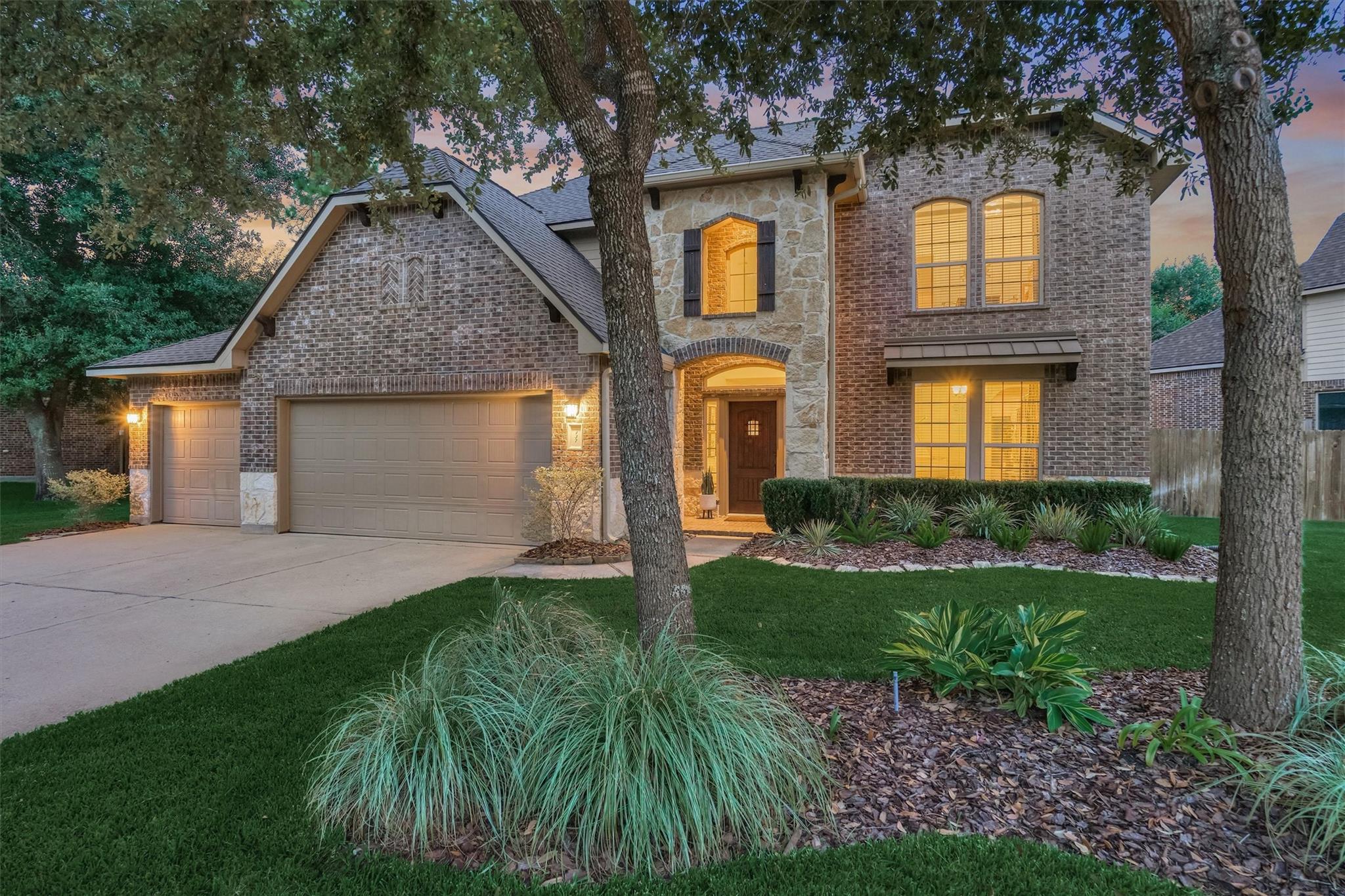 137 Jaxxon Pointe Dr, Montgomery, TX 77316