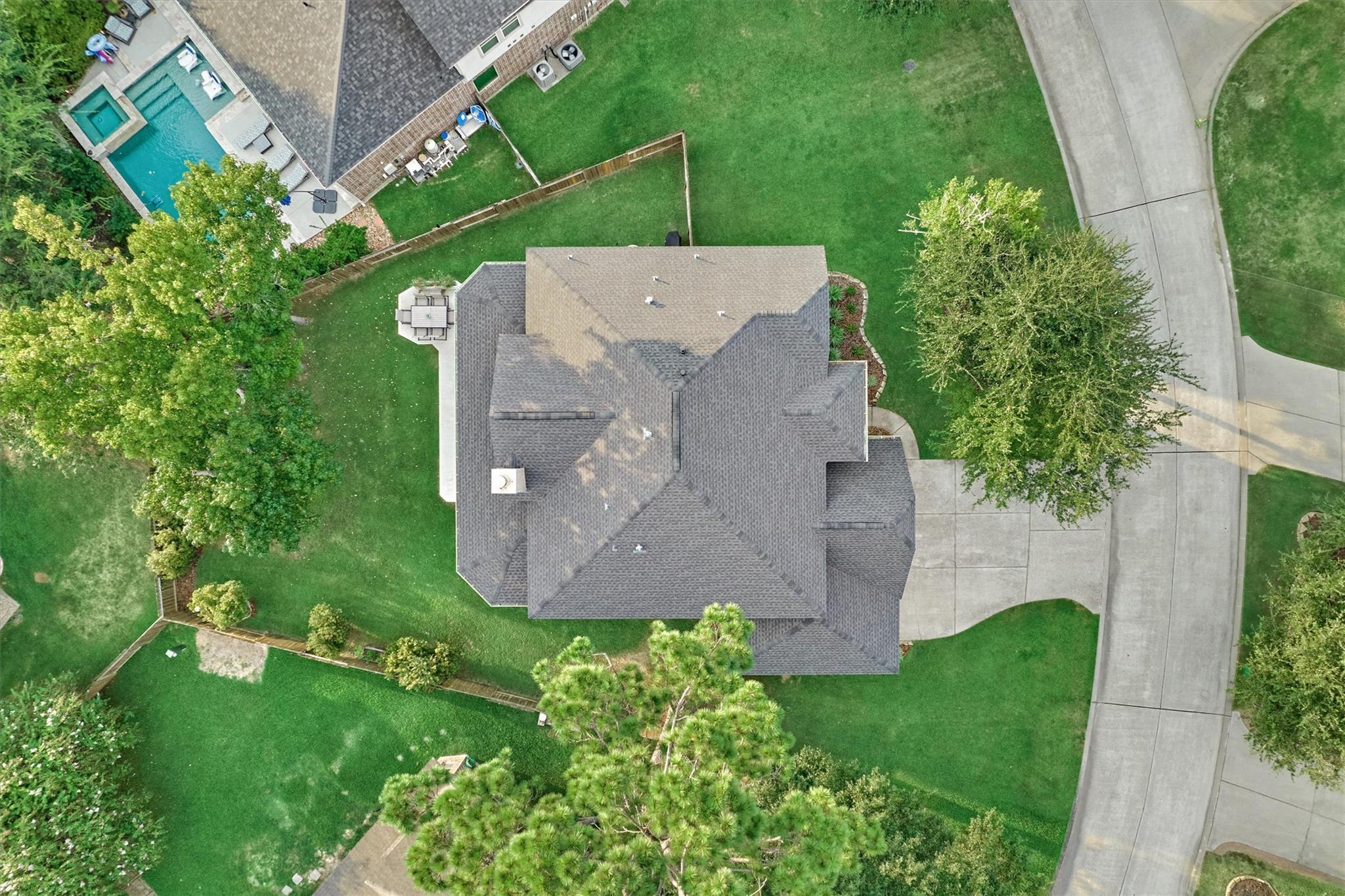137 Jaxxon Pointe Dr, Montgomery, TX 77316 photo