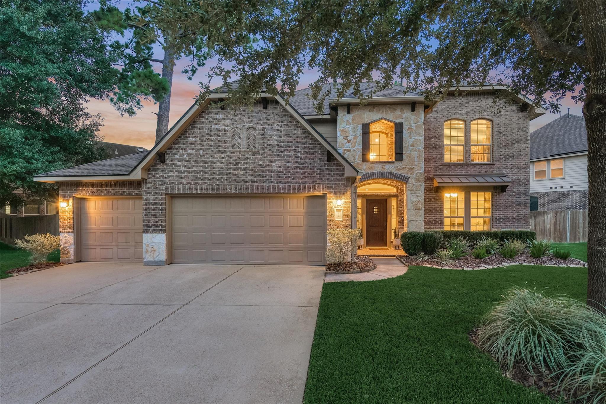 137 Jaxxon Pointe Dr, Montgomery, TX 77316 photo
