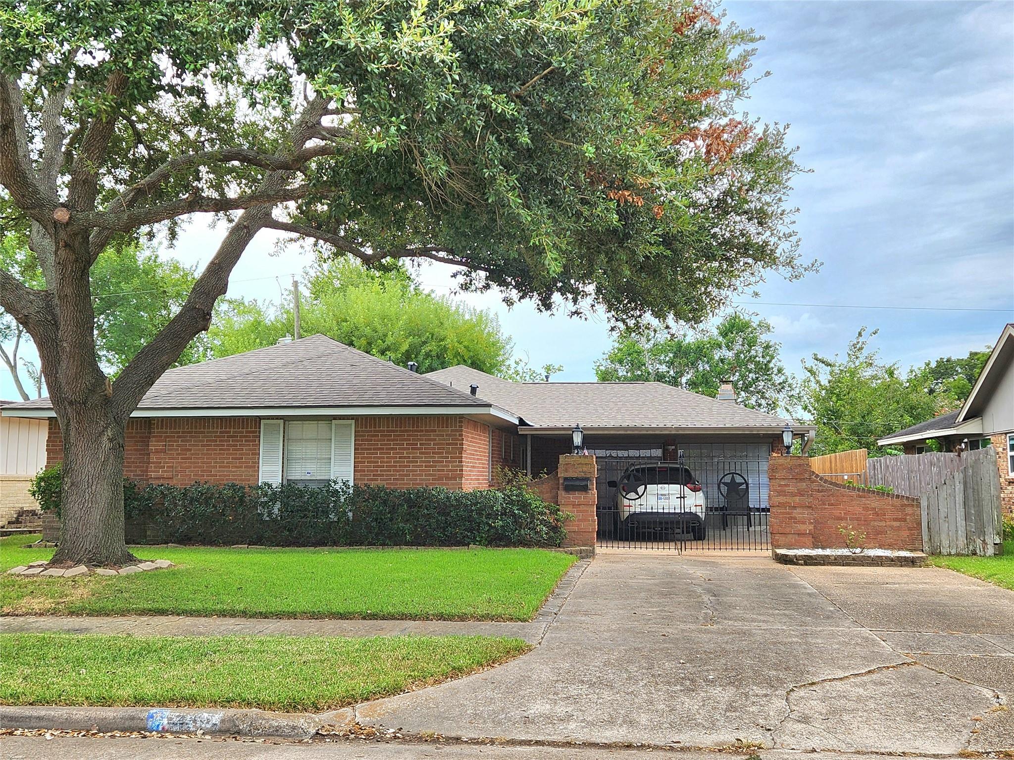 9762 Rambling Trl, Houston, TX 77089
