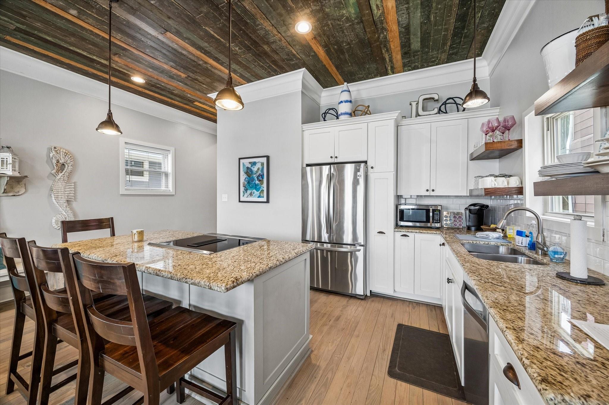 1210 Avenue M, Galveston, TX 77550 photo