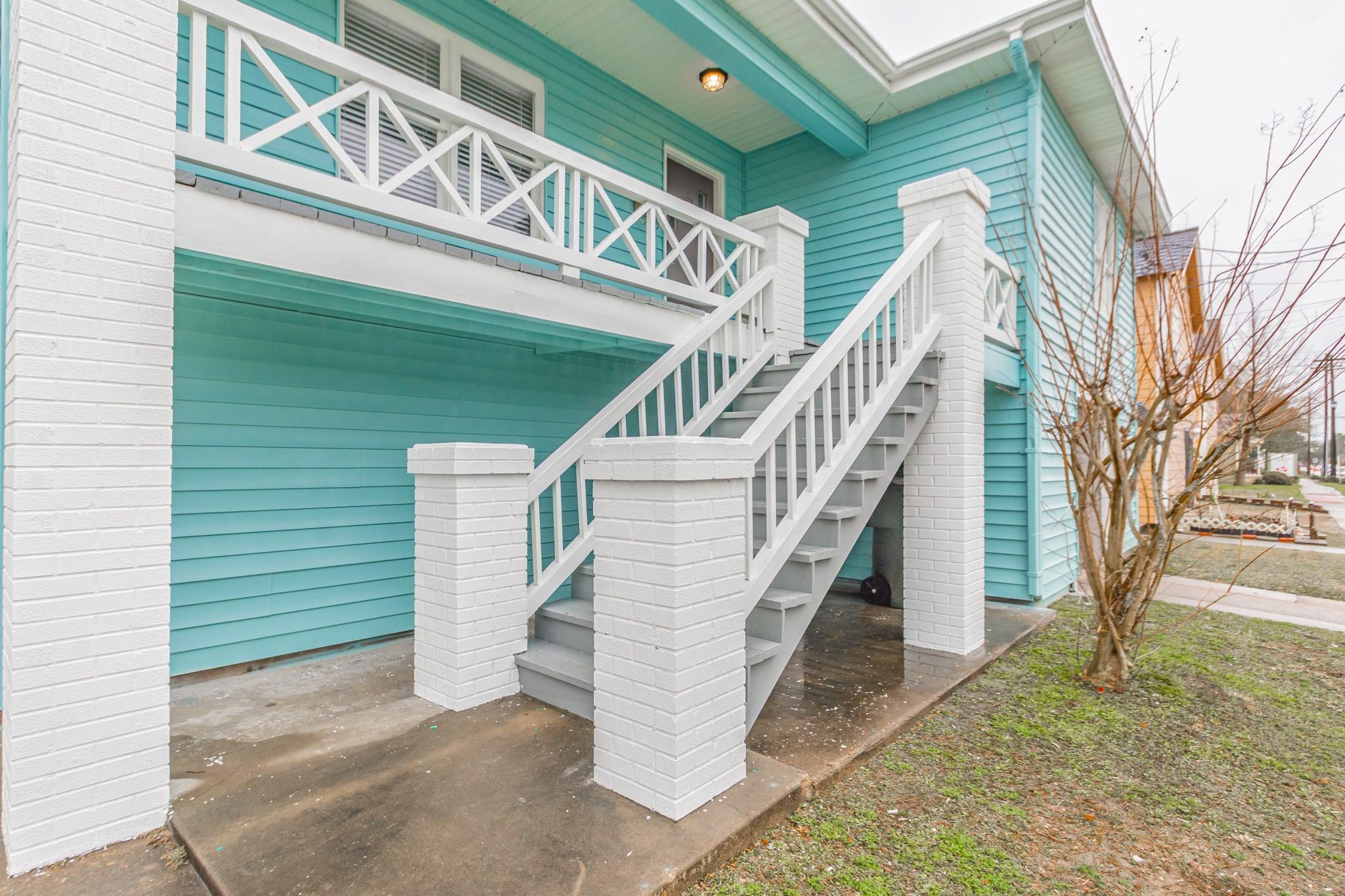 1102 45 St, Galveston, TX 77550 photo