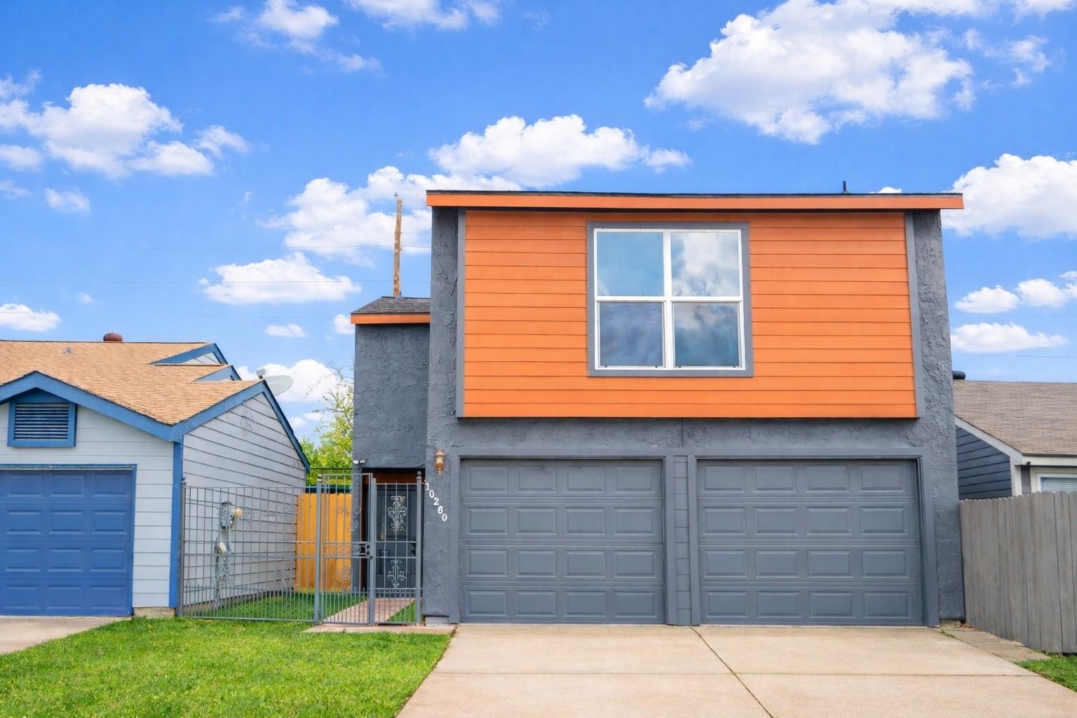 10260 Bridgeland Ln, Houston, TX 77041