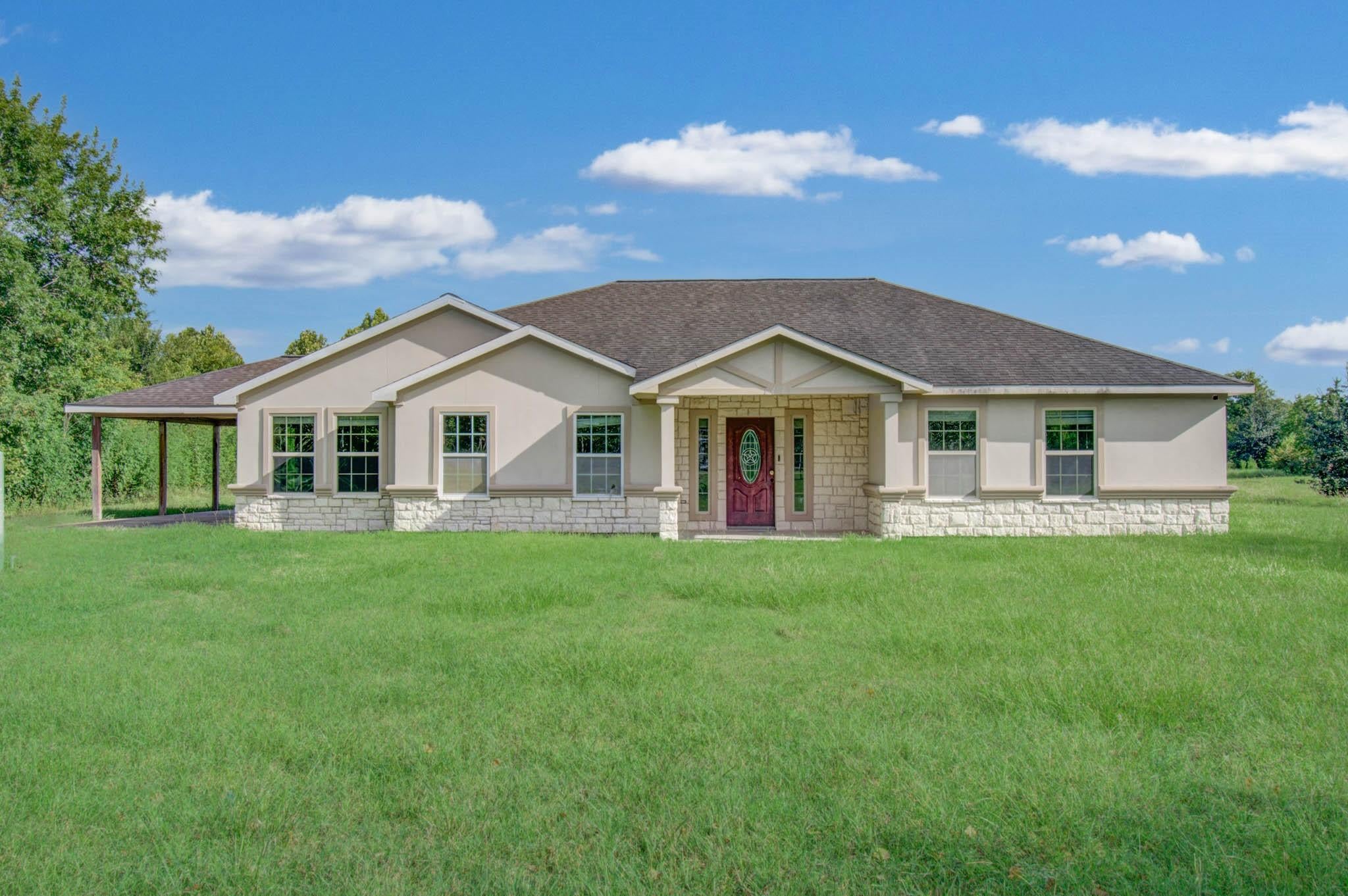 1499 County Road 393b, Alvin, TX 77511 photo