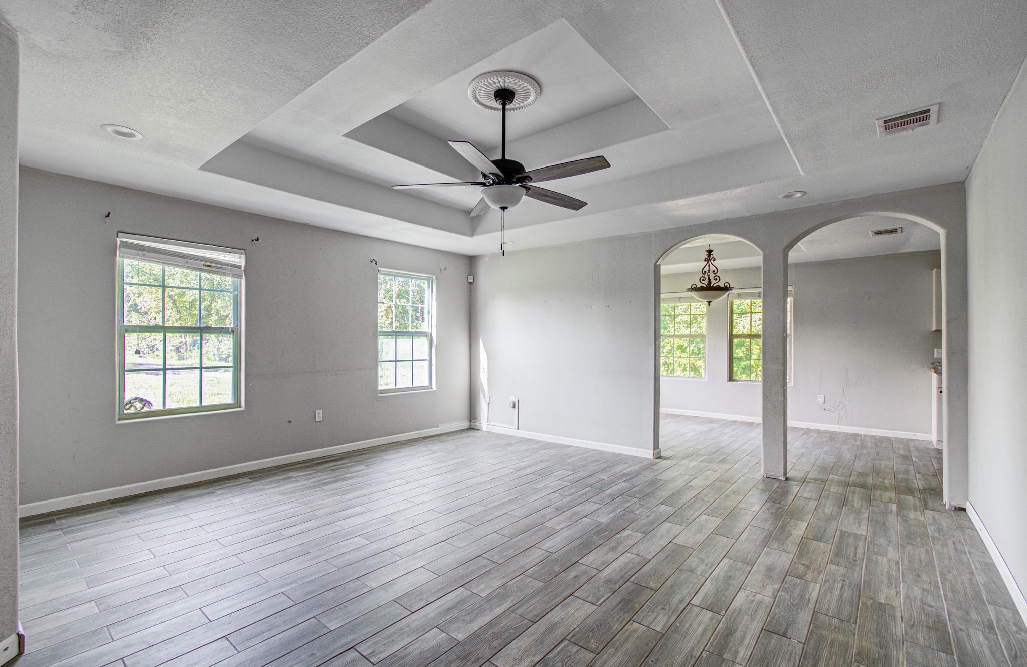 1499 County Road 393b, Alvin, TX 77511 photo