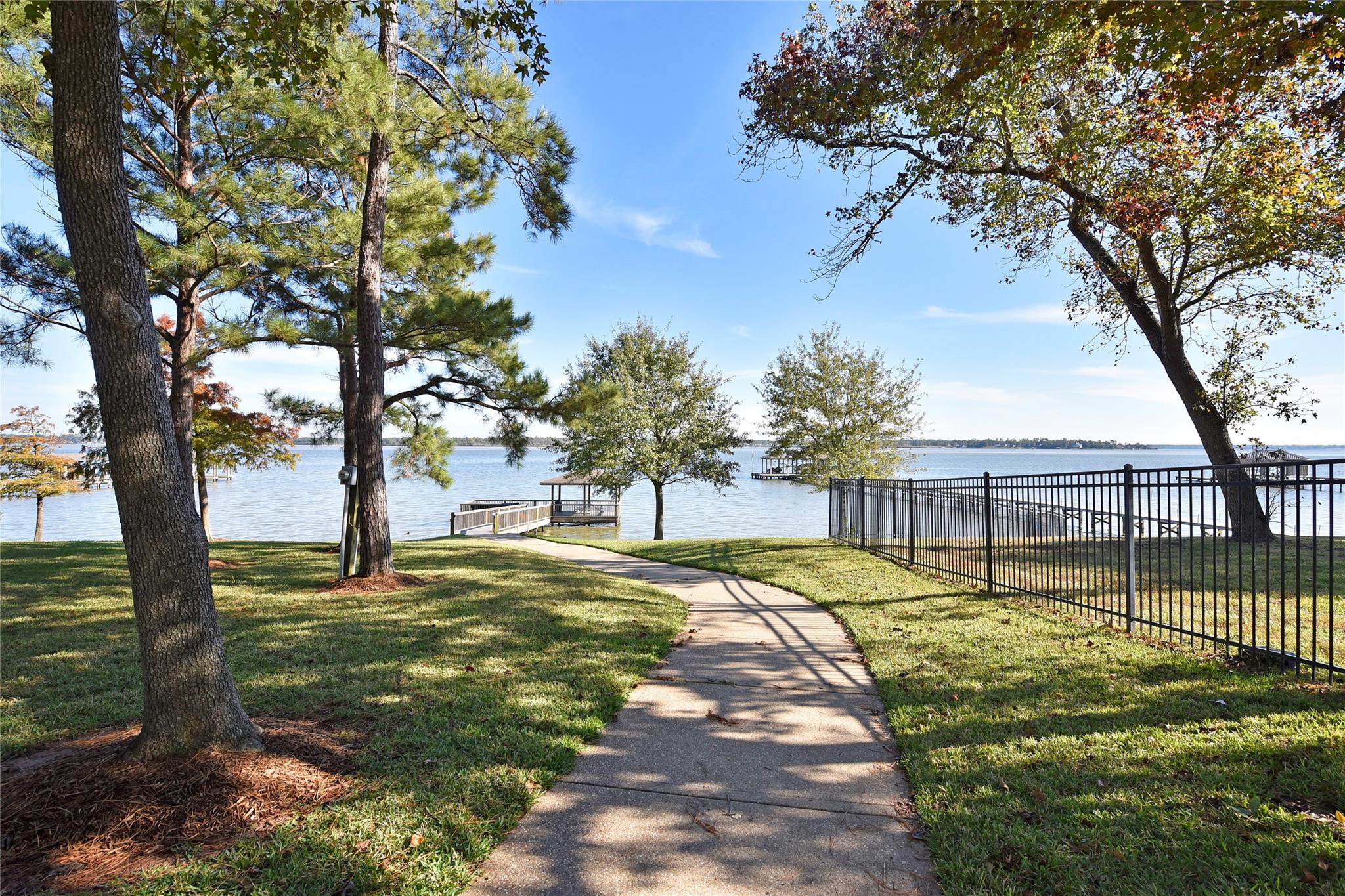 14022 Loramie Creek Ct, Houston, TX 77044