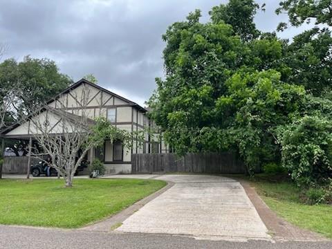 310 W Stewart St, Willis, TX 77378 photo