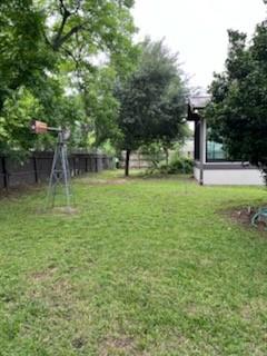 310 W Stewart St, Willis, TX 77378 photo