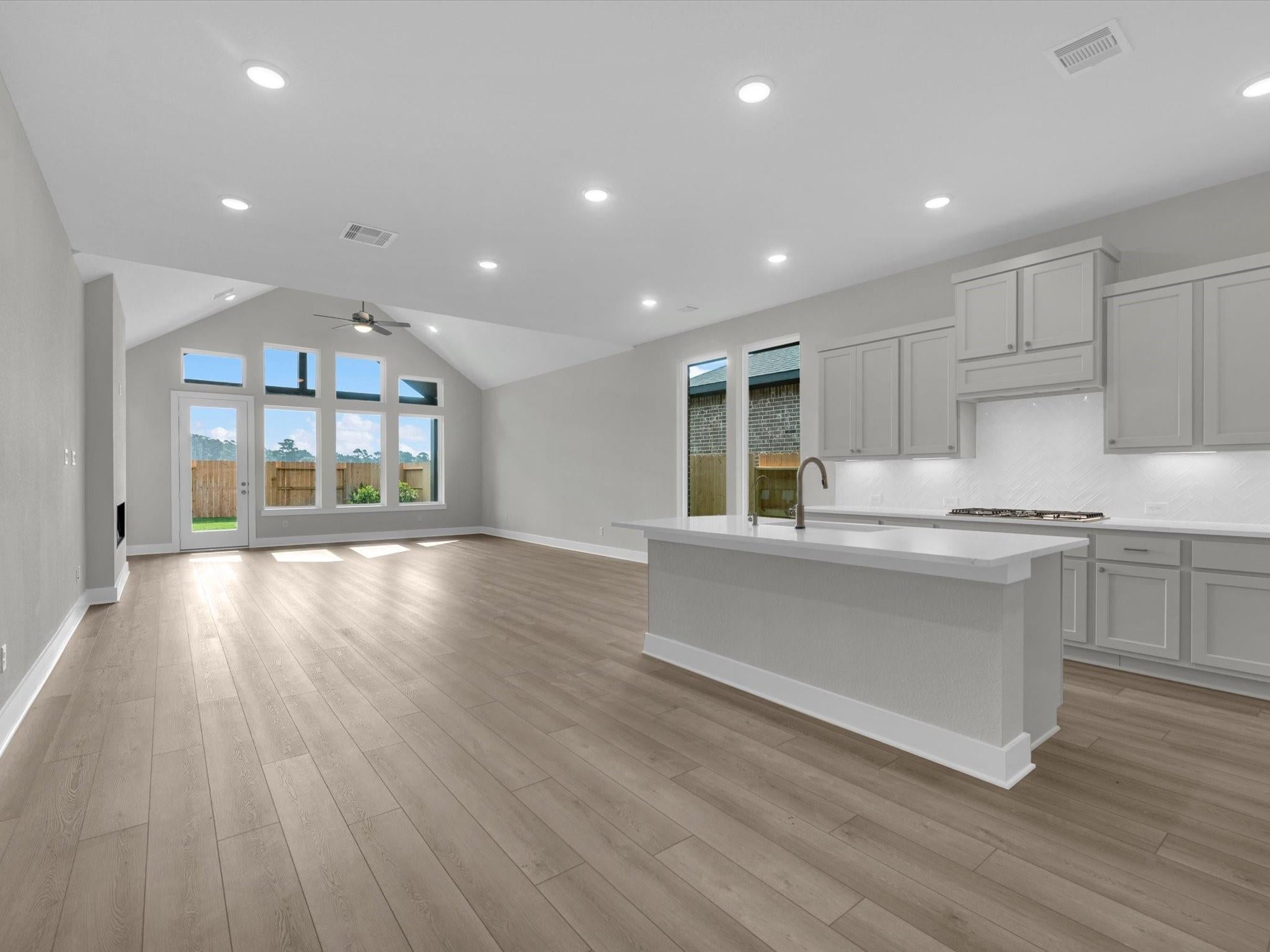 22626 Ruby Forest Rd, Tomball, TX 77377 photo