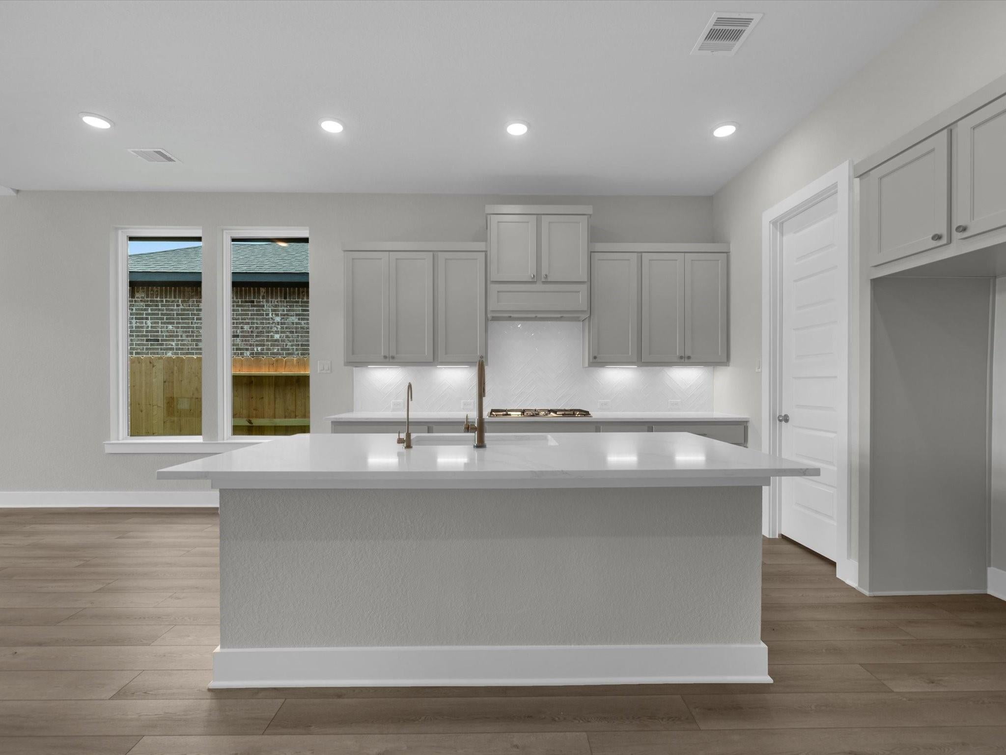 22626 Ruby Forest Rd, Tomball, TX 77377 photo