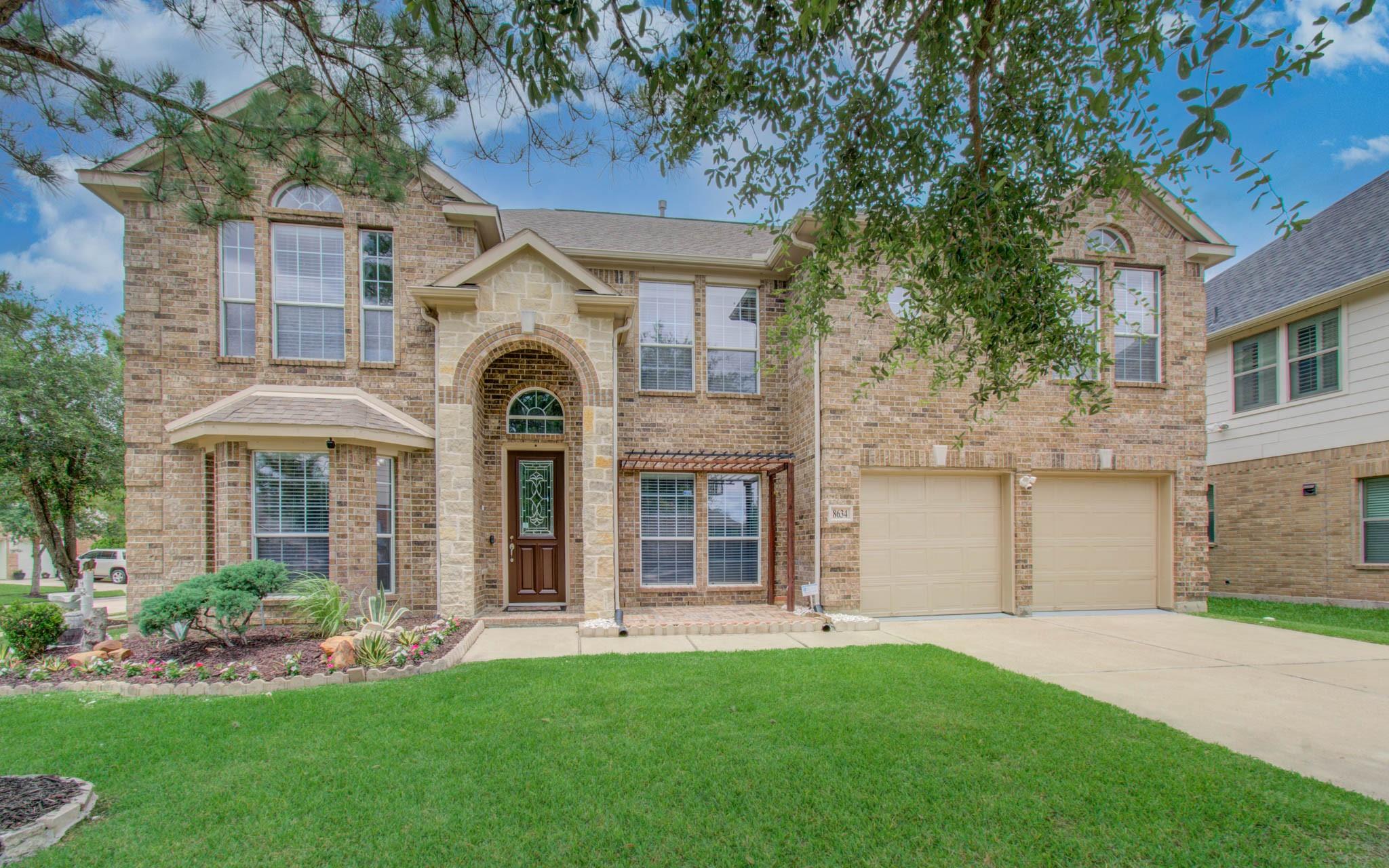 8634 Cape Royal Dr, Cypress, TX 77433 photo