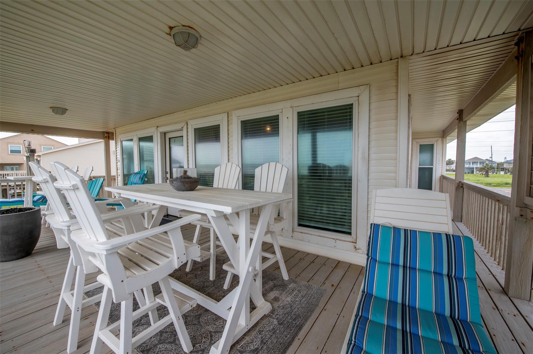 22321 Kennedy Dr, Galveston, TX 77554 photo