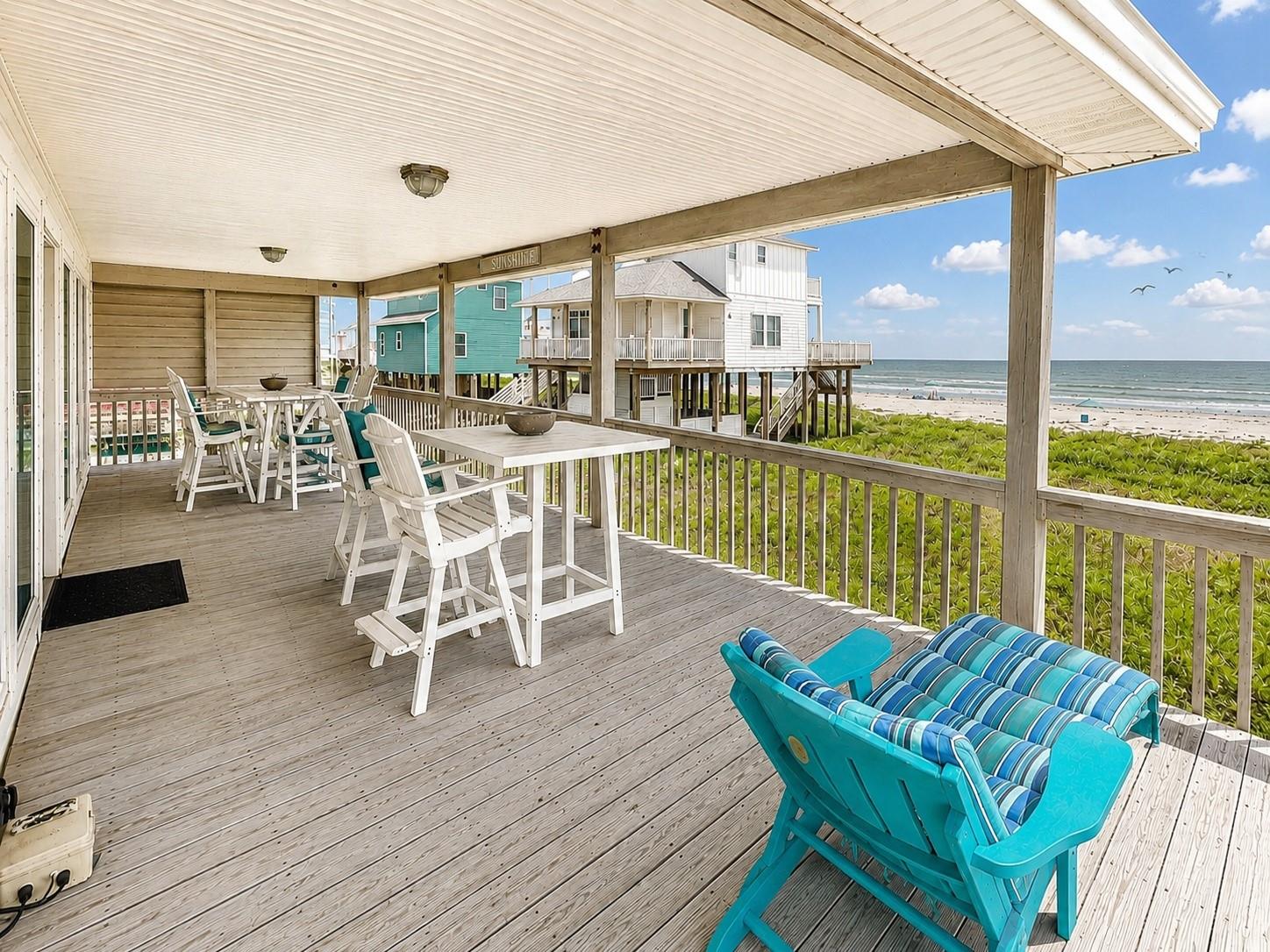 22321 Kennedy Dr, Galveston, TX 77554 photo